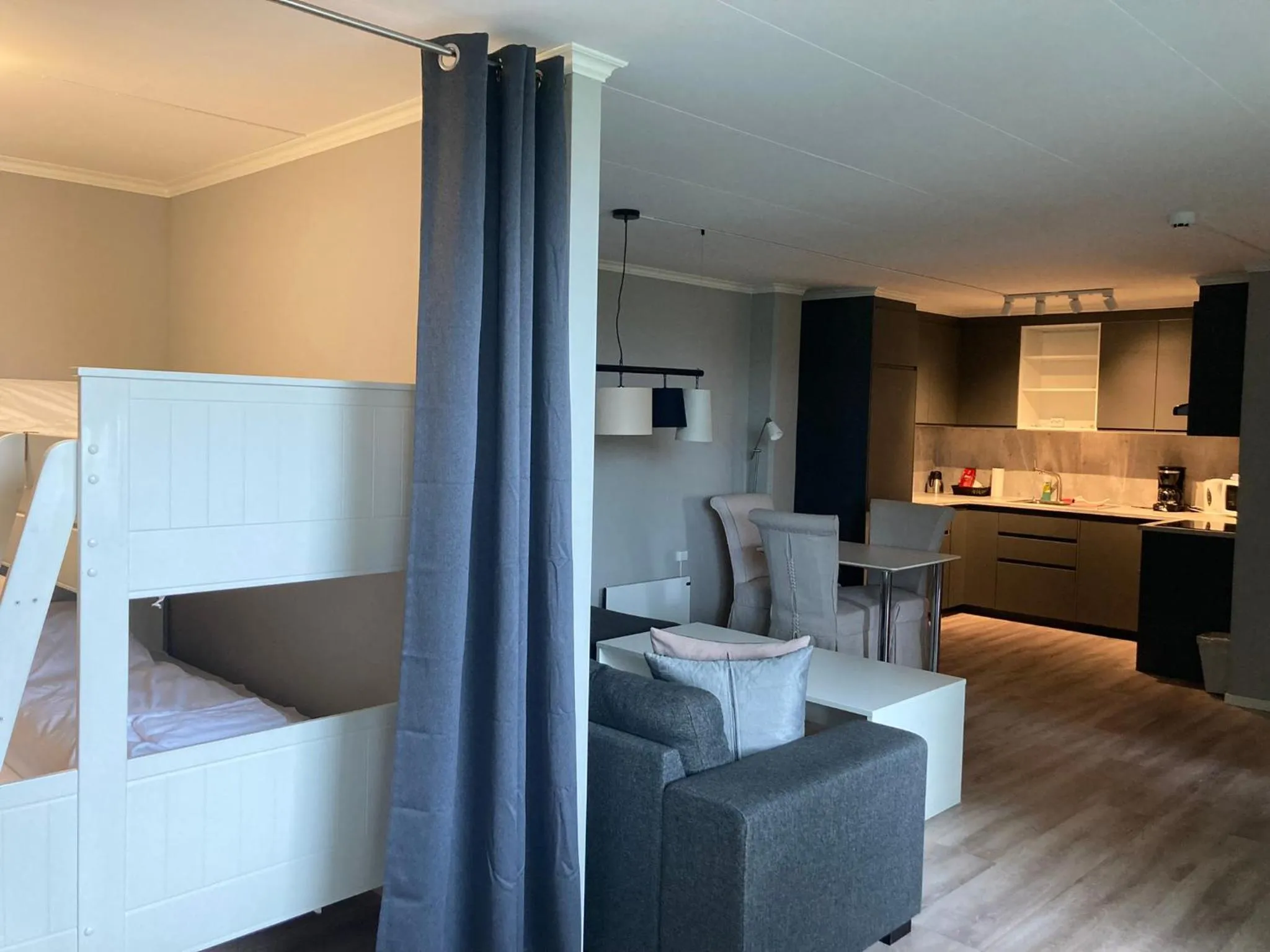 Bed in Parken Terrasse Apartment Hotel