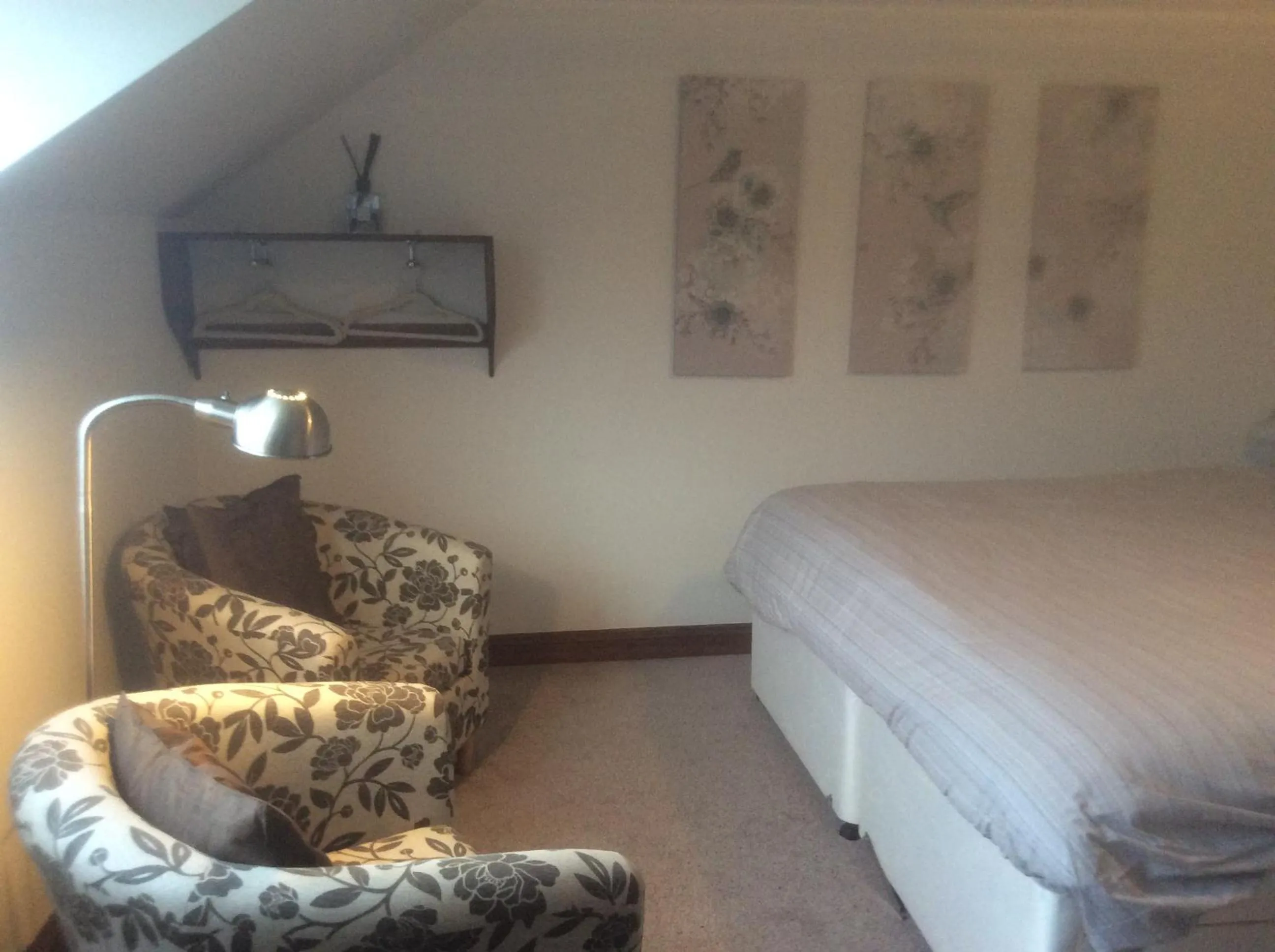 Seating area, Bed in Arden Croft