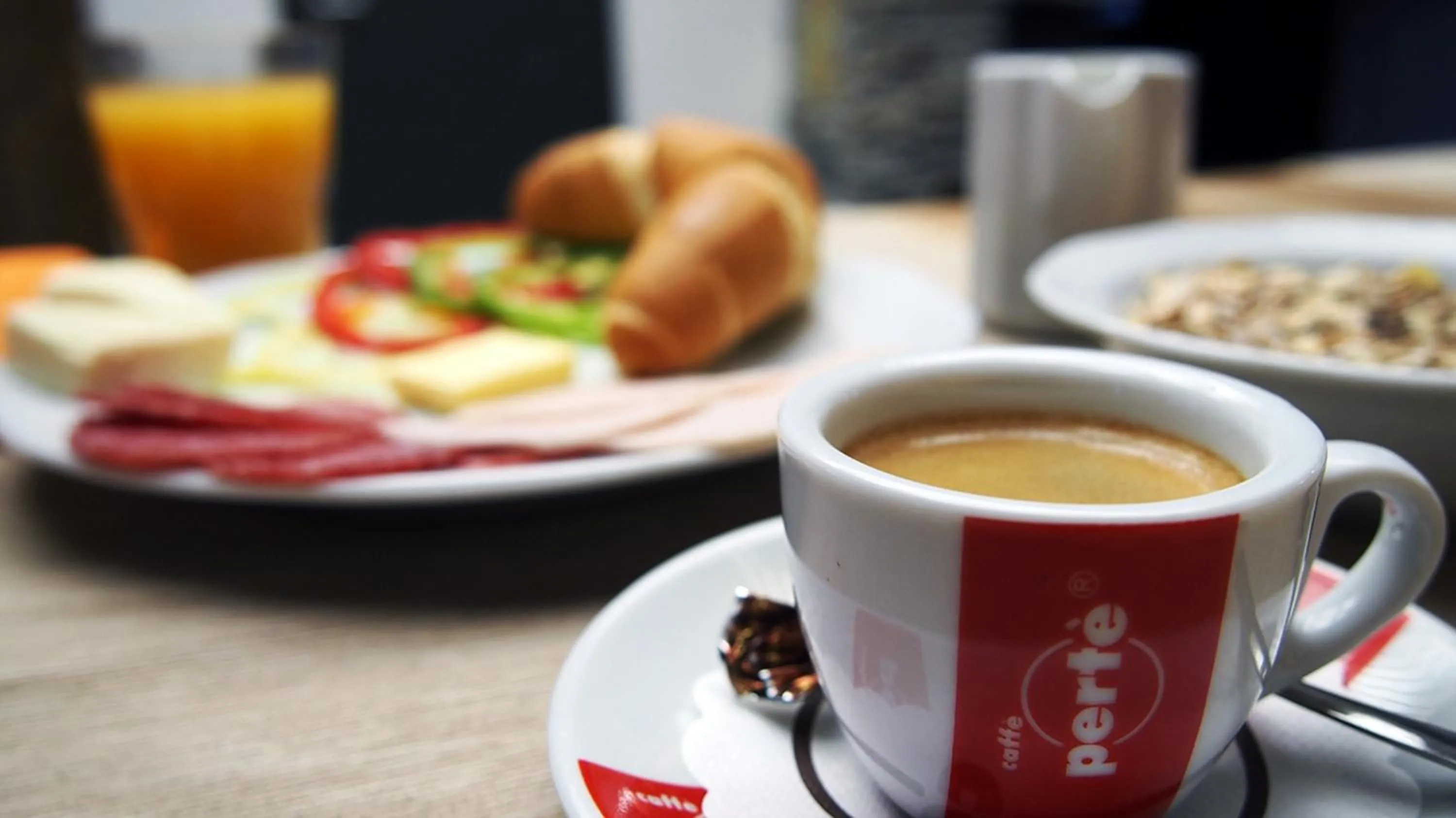 Breakfast in Garda Hotel