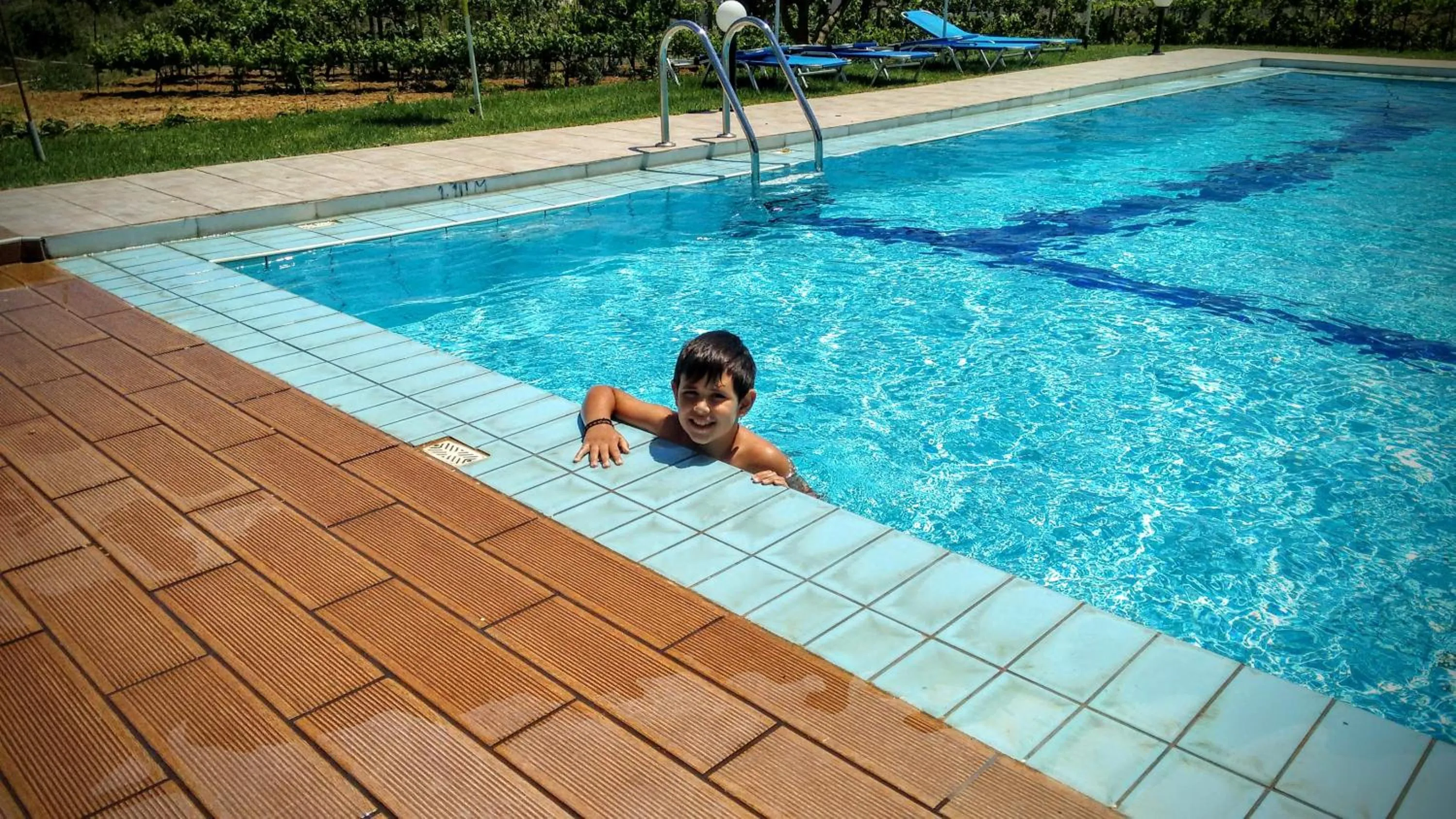 Swimming pool in Athena Hotel