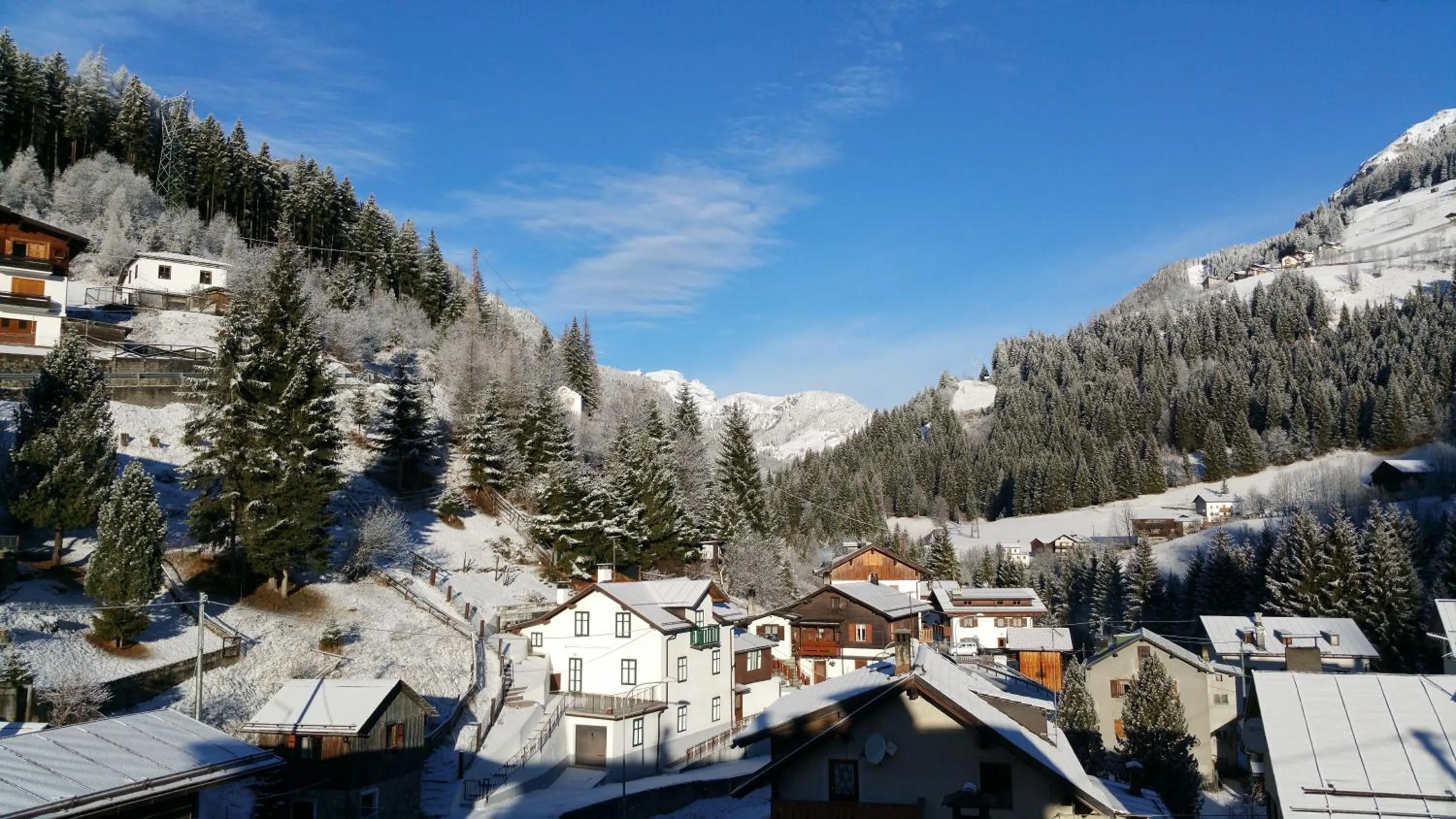 Mountain view in Digonera Historic Hotel B&B