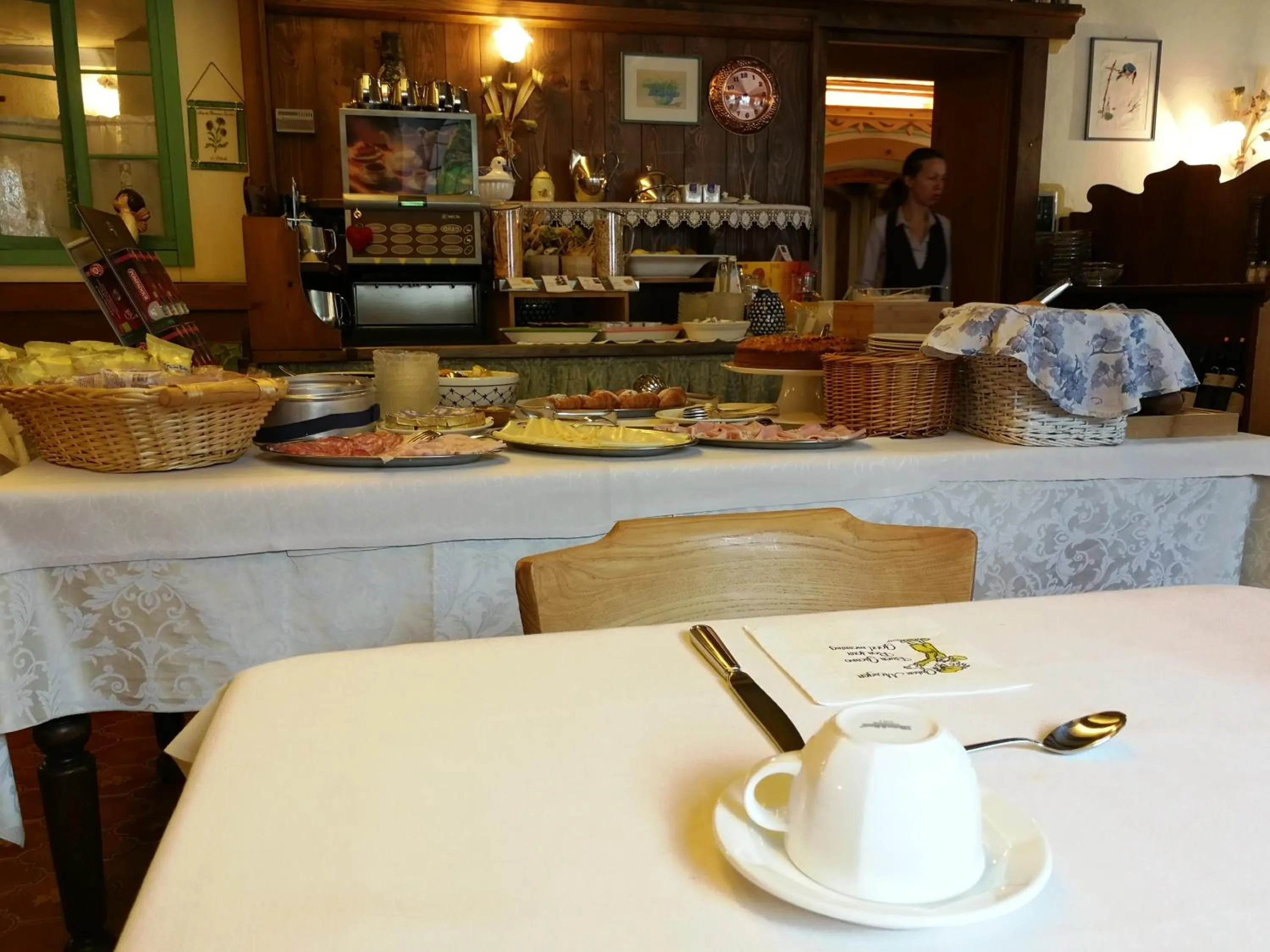 Breakfast in Digonera Historic Hotel B&B