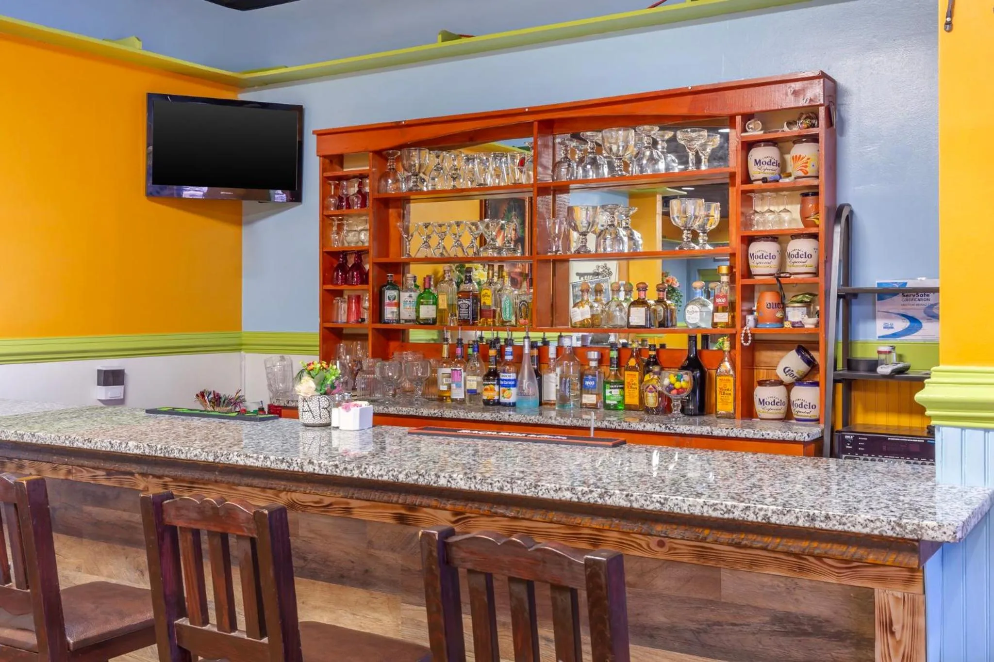 Restaurant/places to eat in Red Roof Inn Dunn