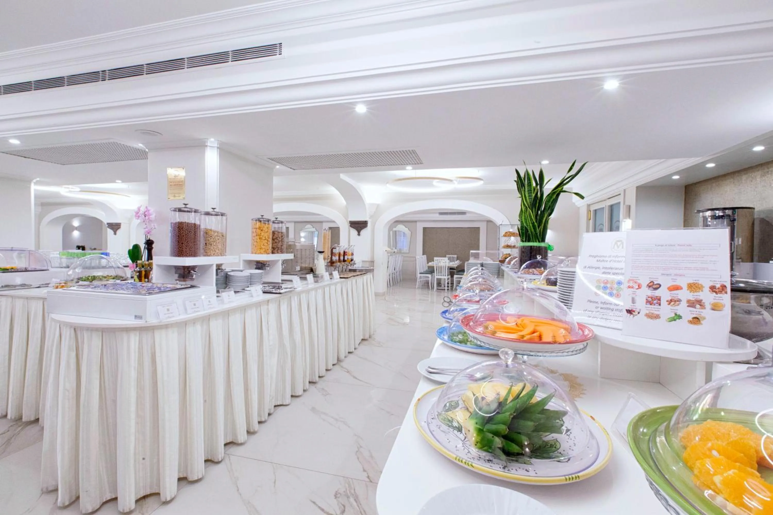 Breakfast in Hotel Michelangelo