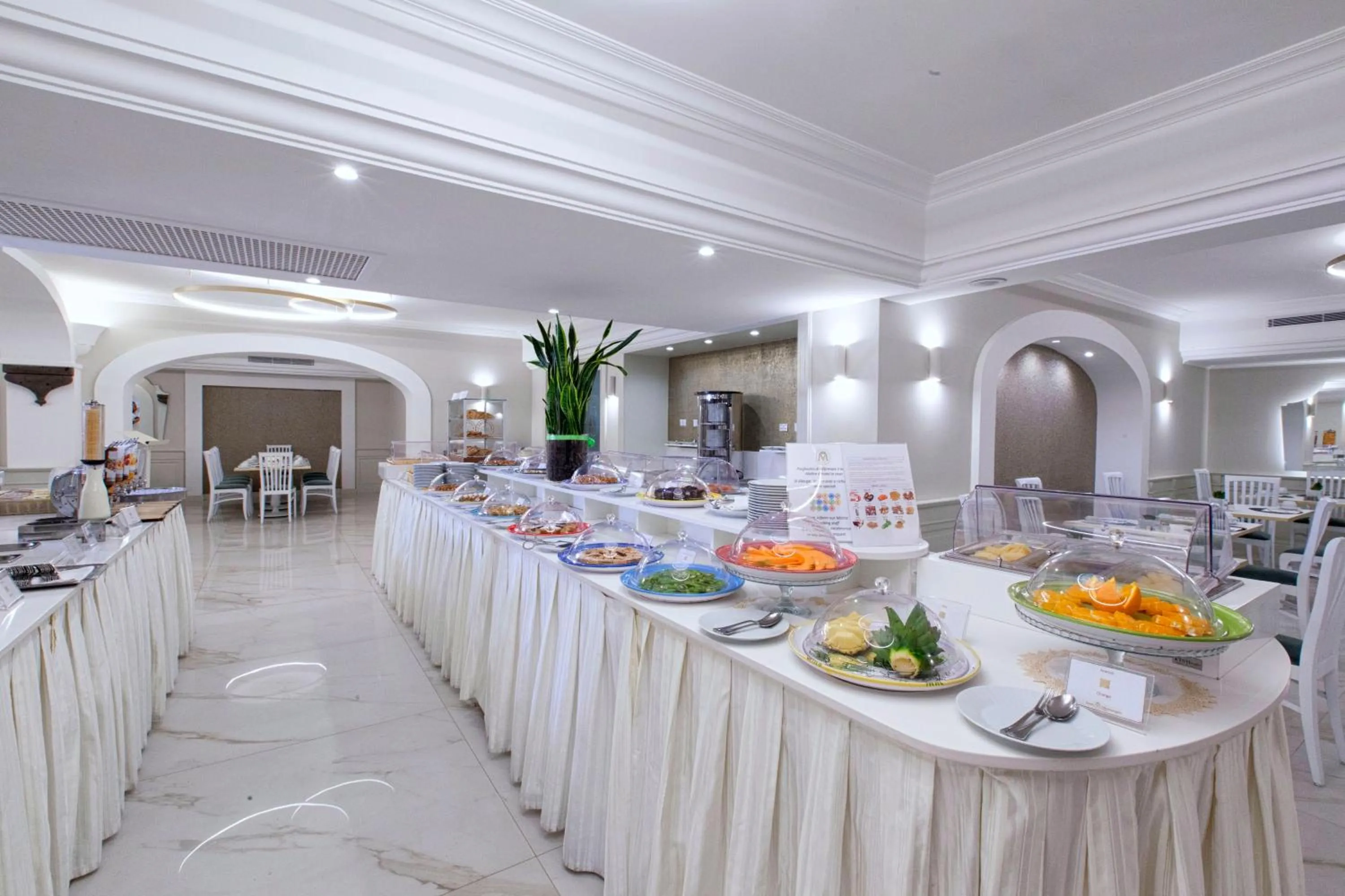 Breakfast in Hotel Michelangelo