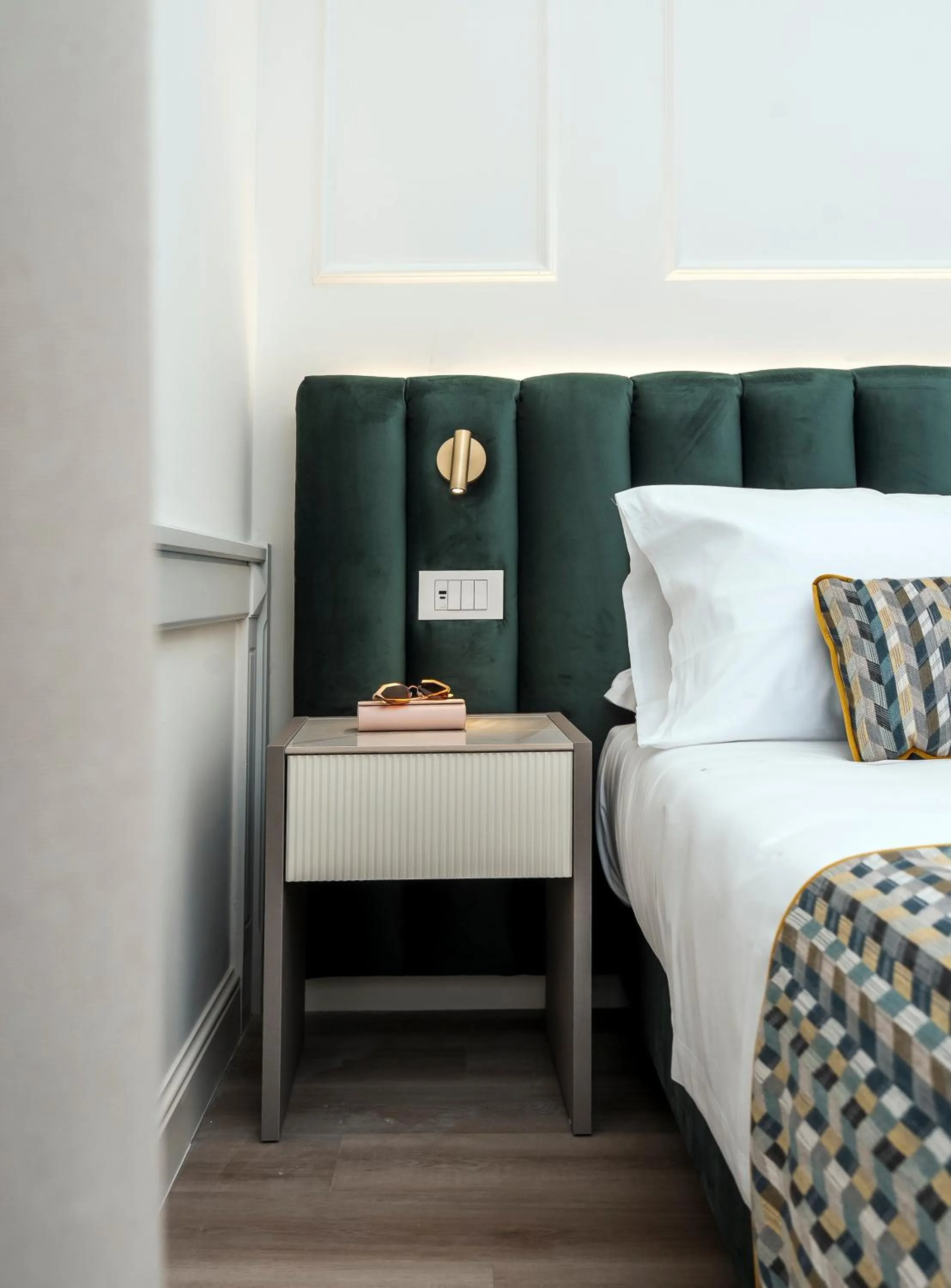 Bed in Hotel Michelangelo