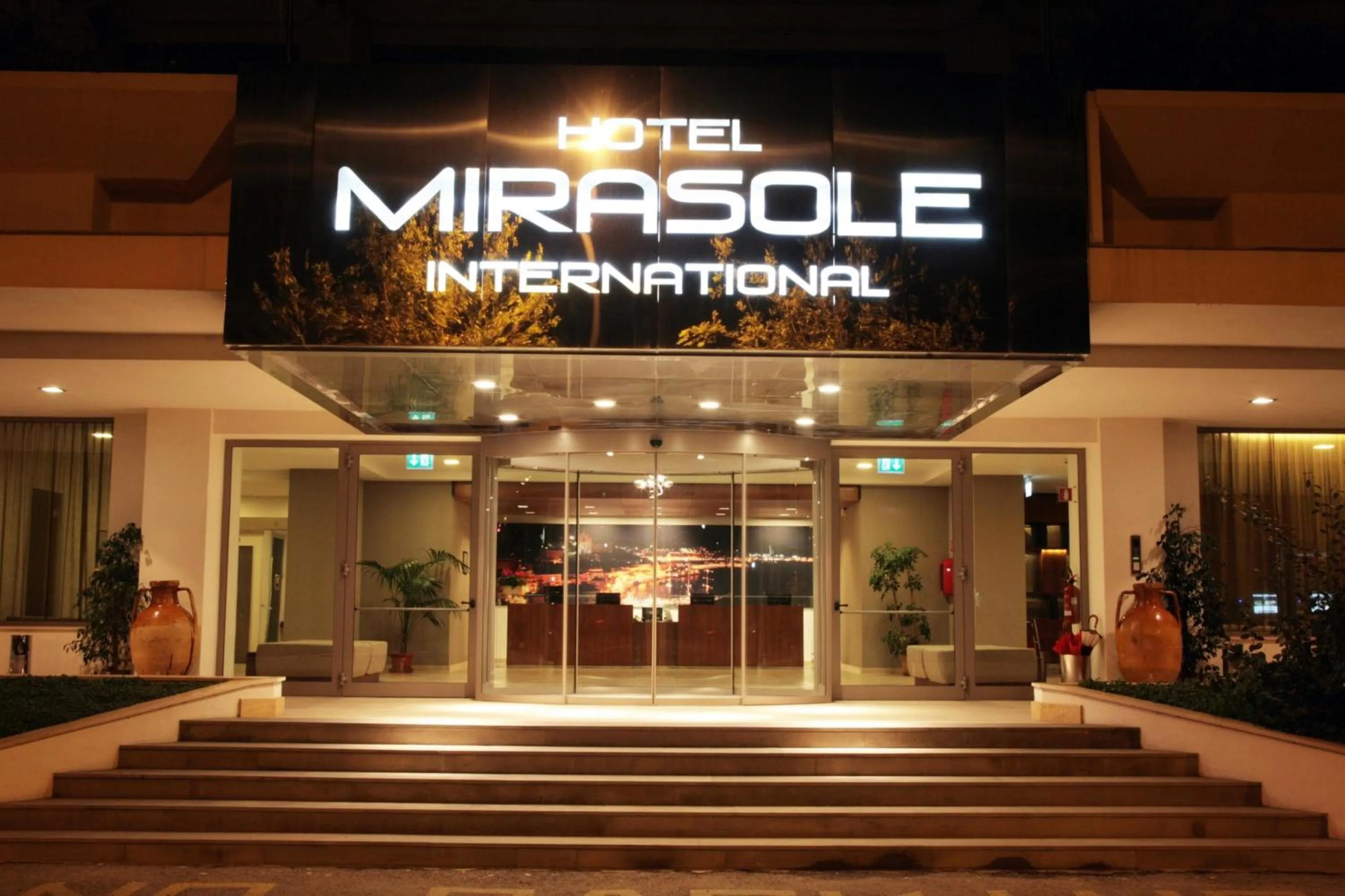 Facade/entrance in Hotel Mirasole International