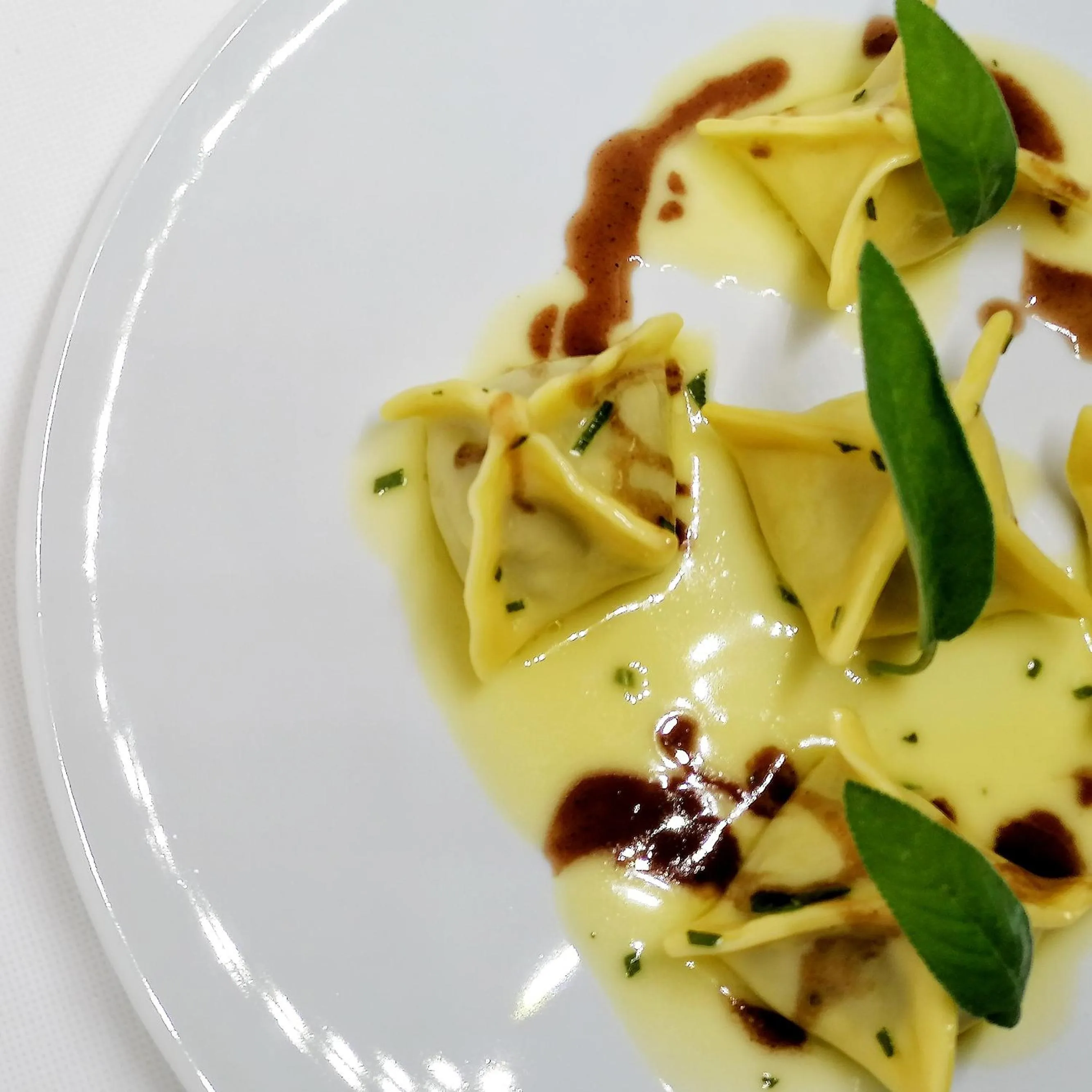 Restaurant/places to eat in Hotel Mirasole International