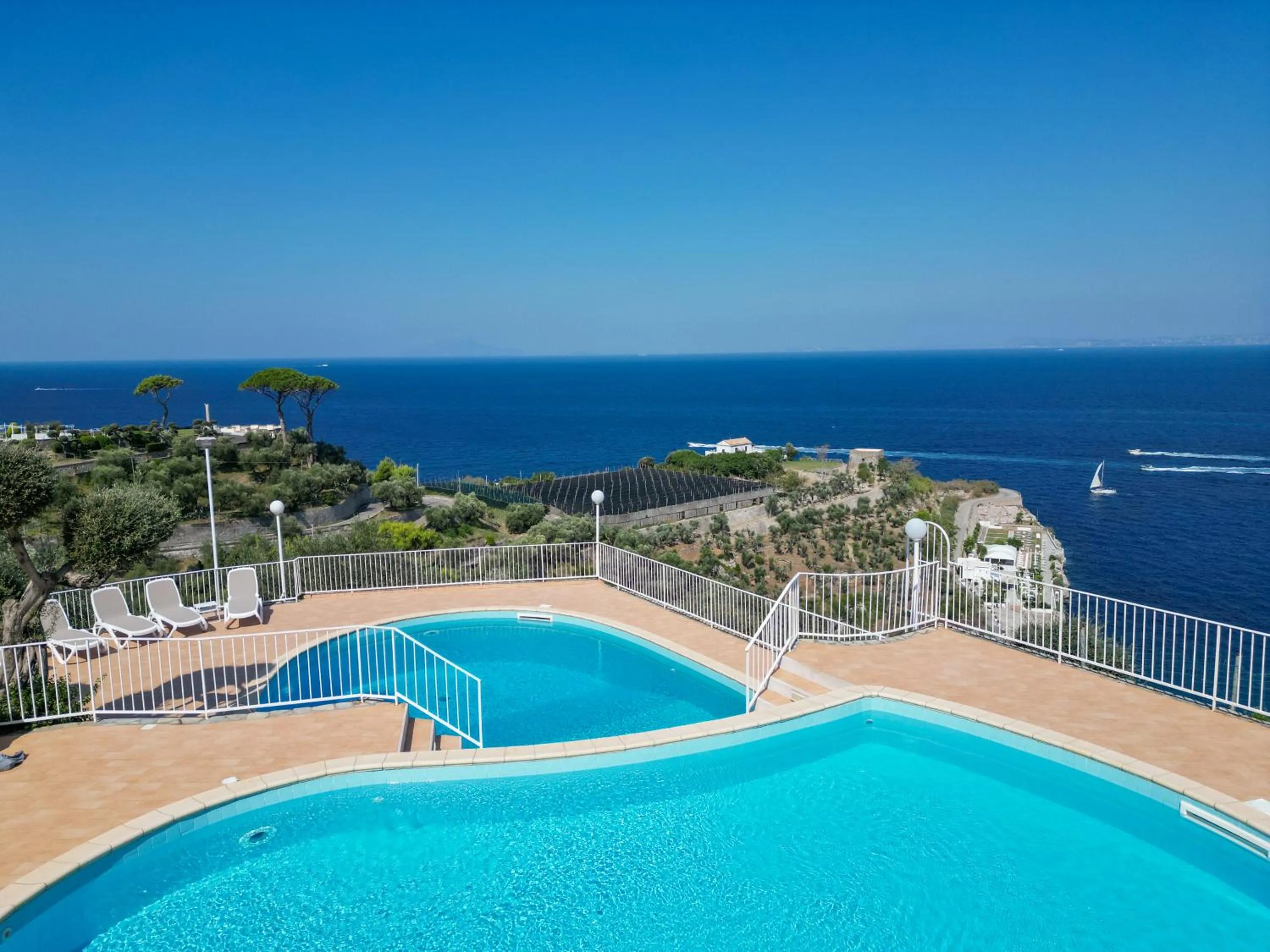 Swimming pool in Villaggio Villa Lubrense