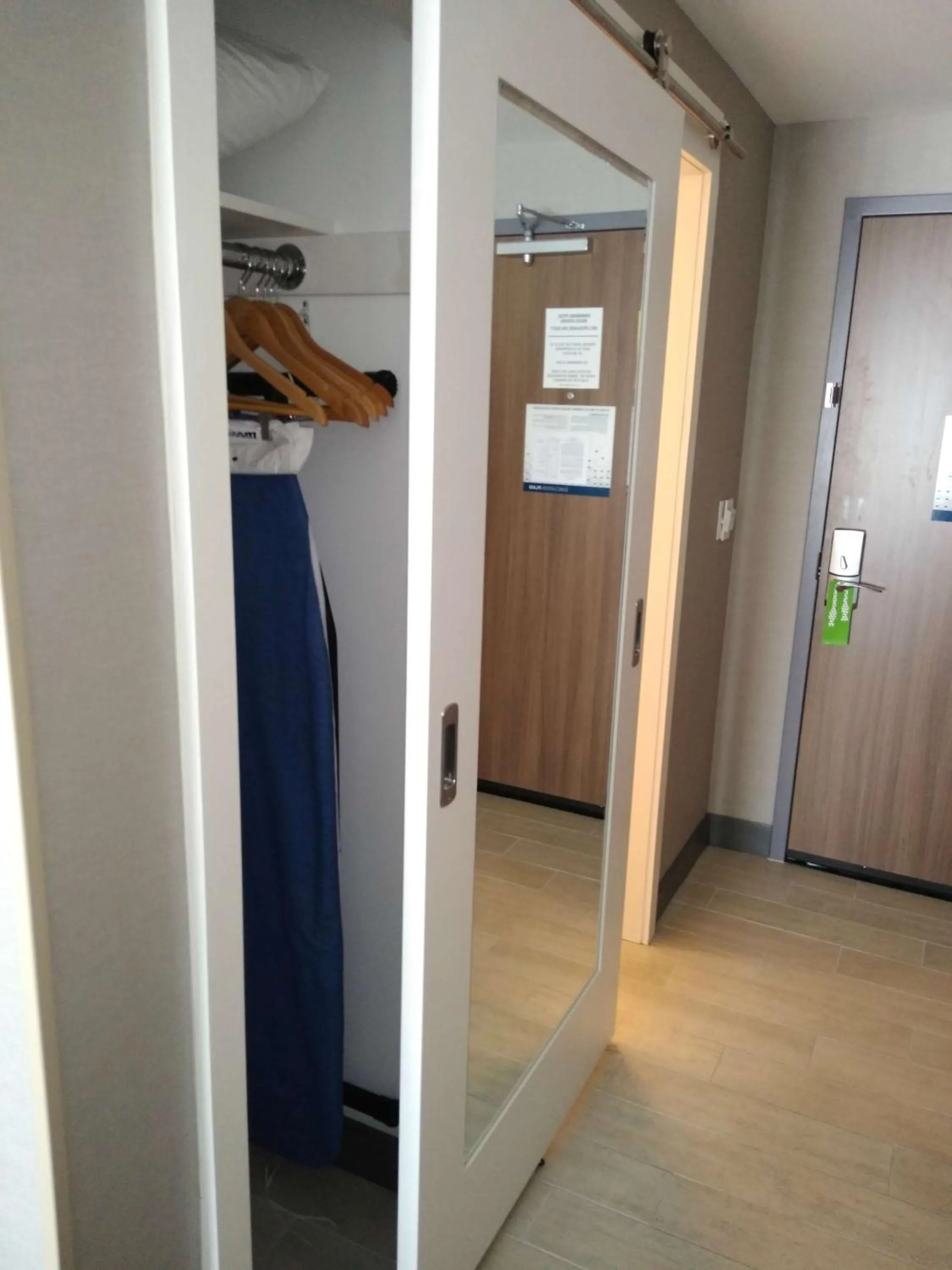 Photo of the whole room in Hampton Inn By Hilton Paramus