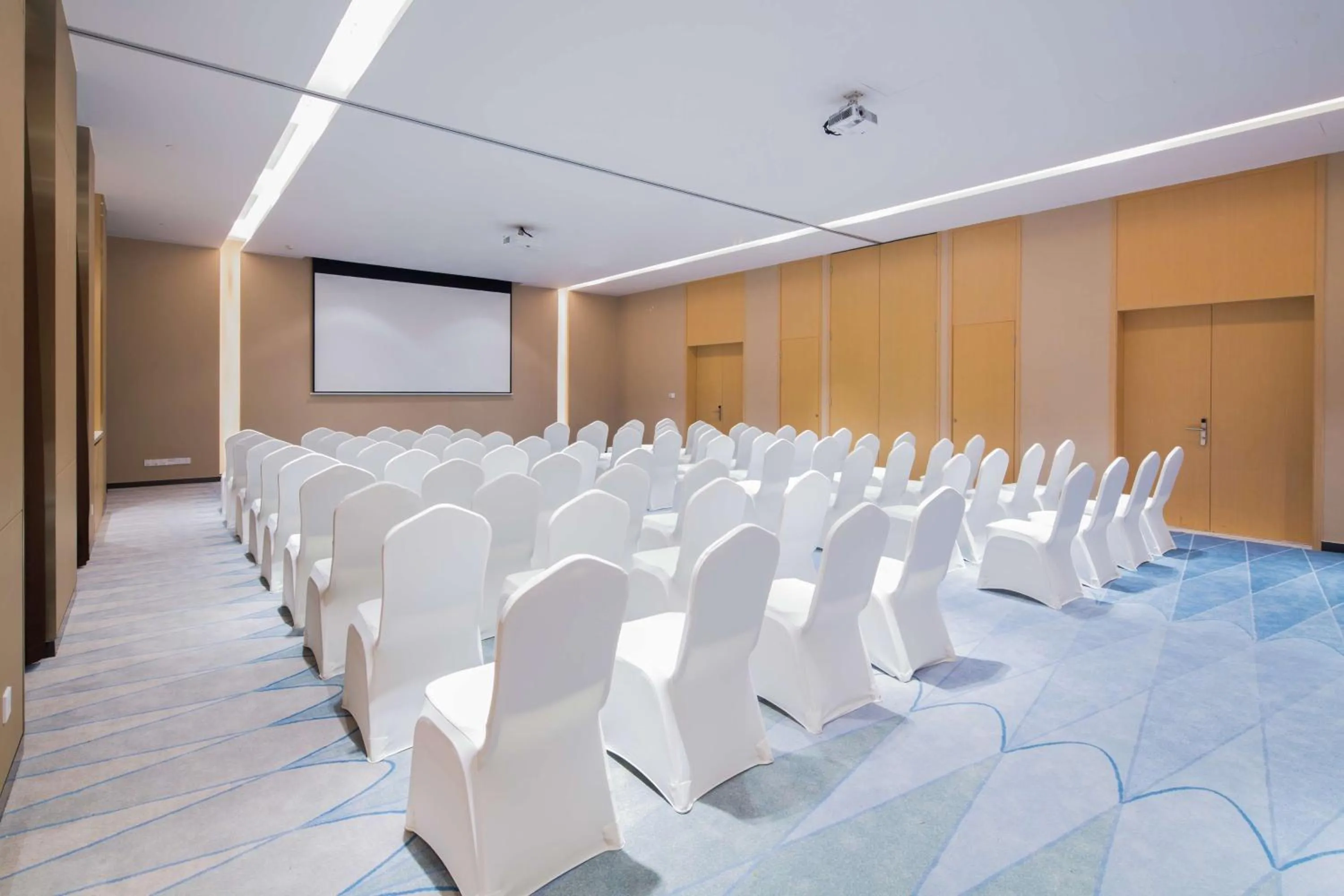 Meeting/conference room in Hilton Garden Inn Qidong