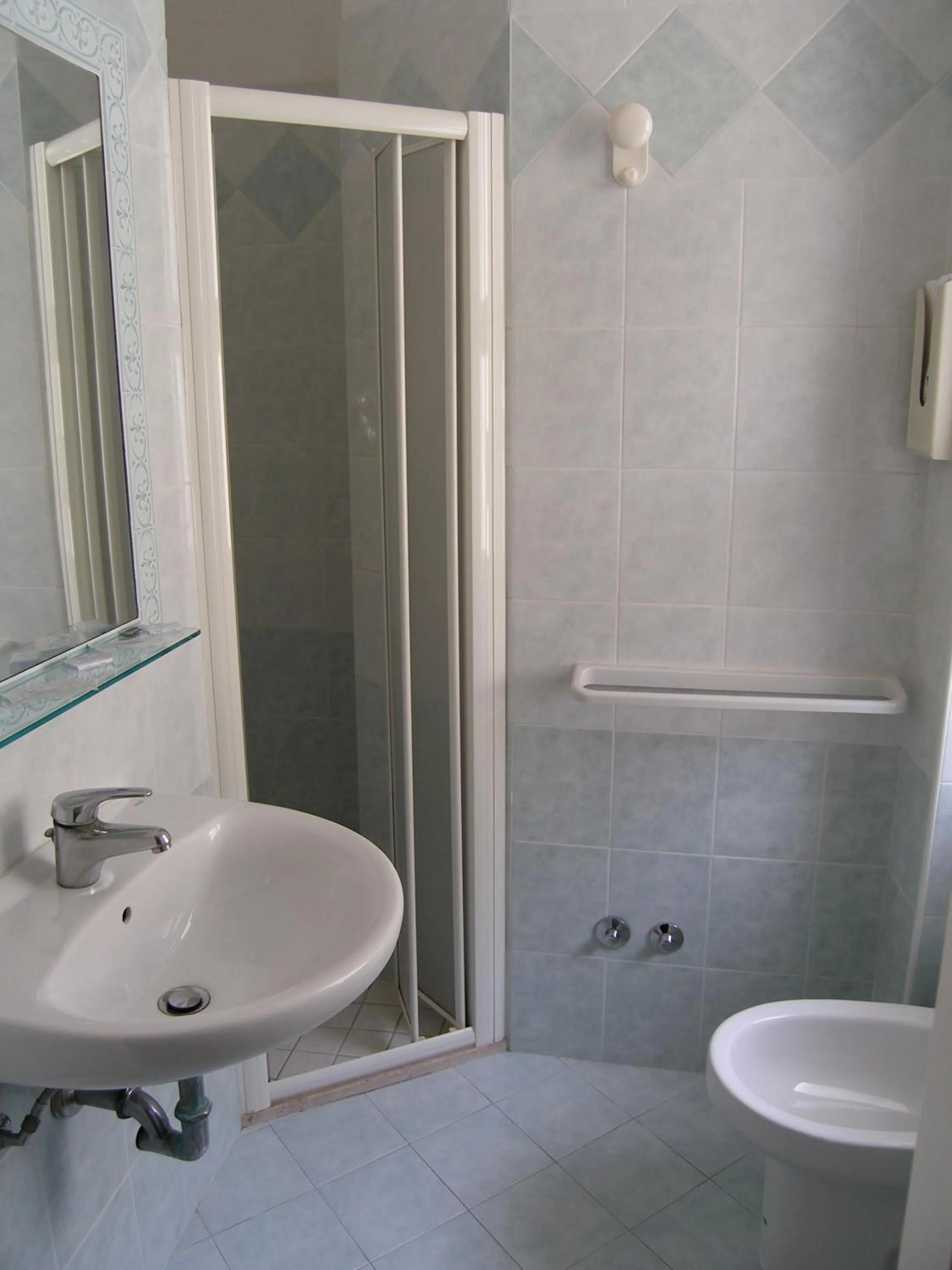 Bathroom in Hotel Sara