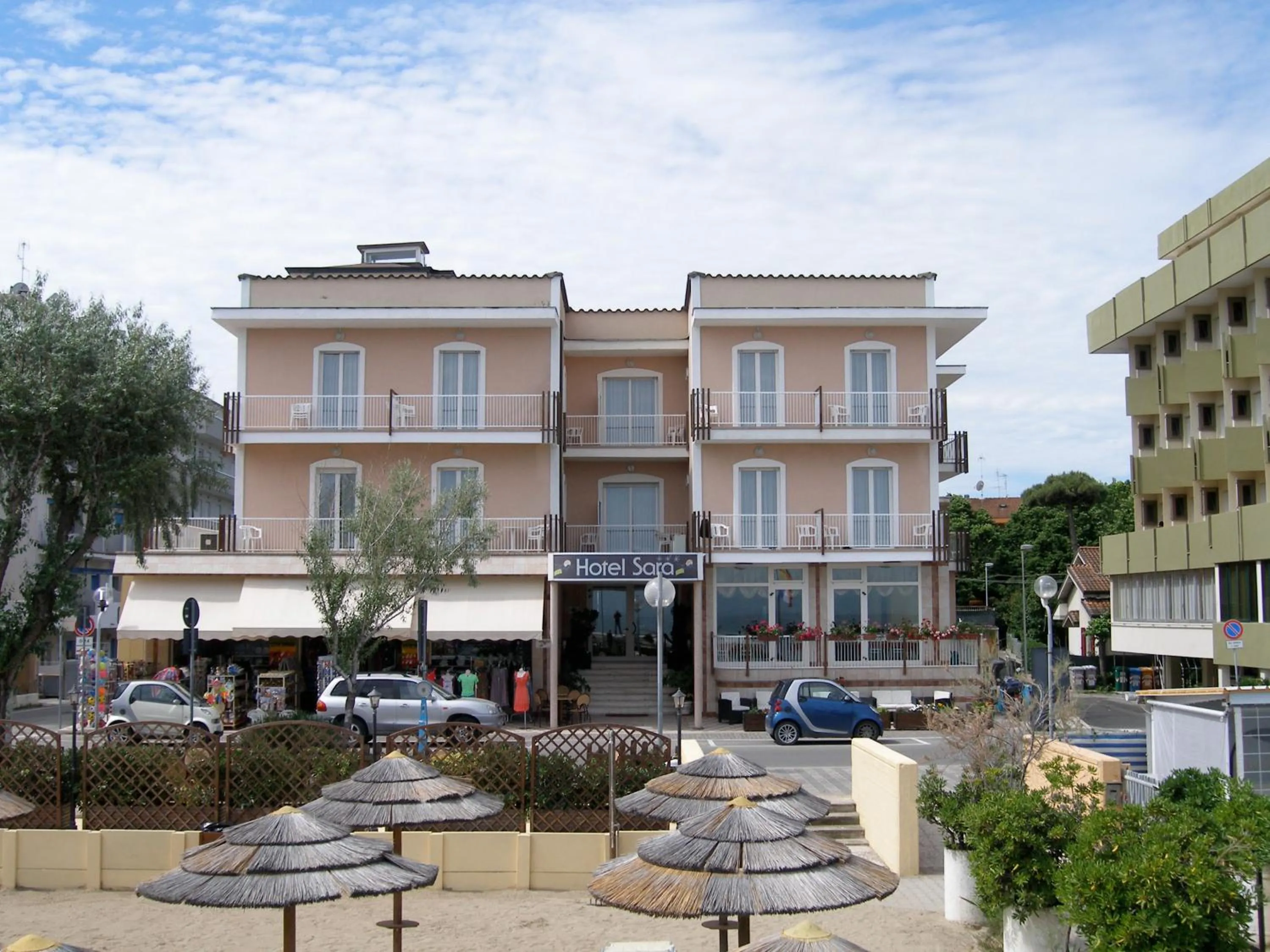 Facade/entrance in Hotel Sara