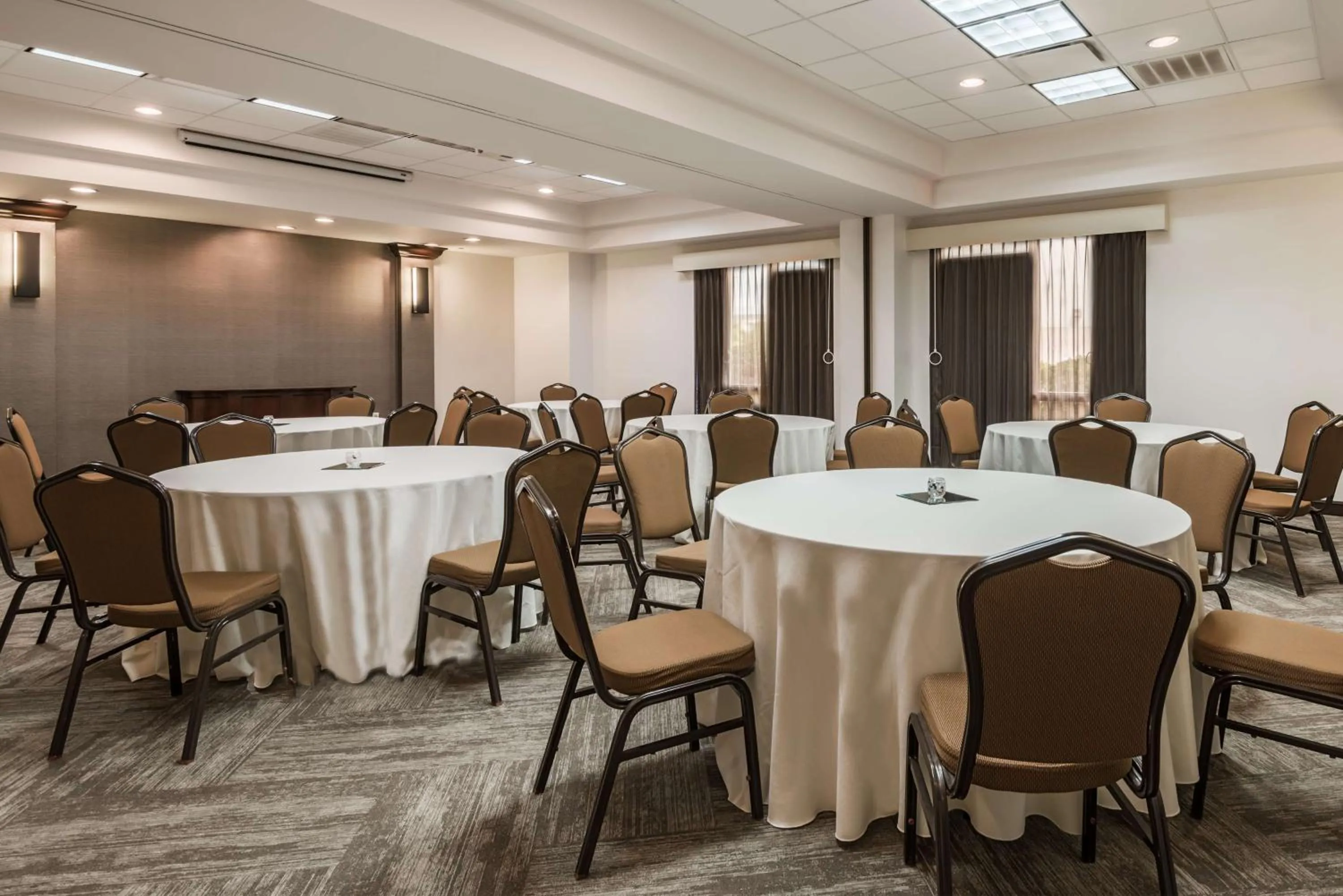 Meeting/conference room in Hyatt Place Bentonville Rogers