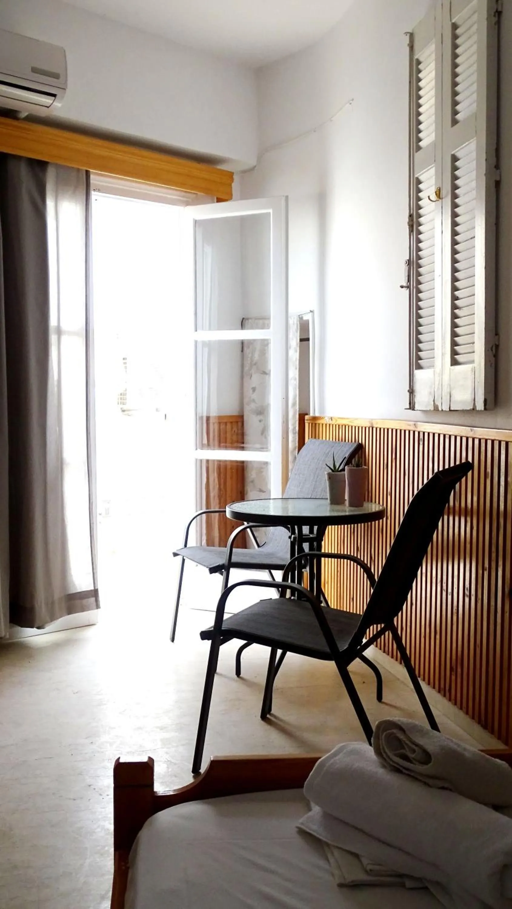 Photo of the whole room in Malia Boutique Studios