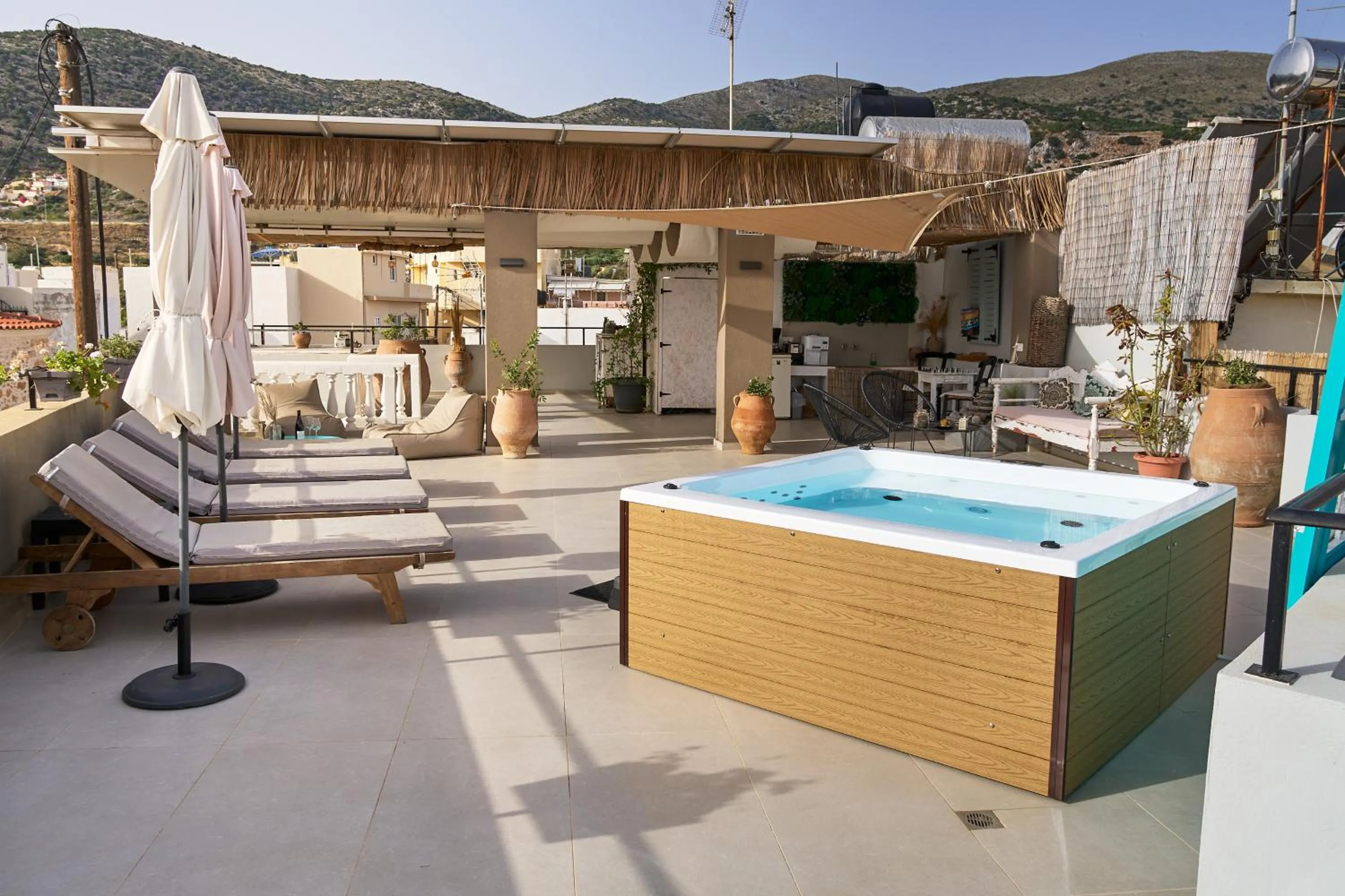 Hot Tub in Malia Boutique Studios