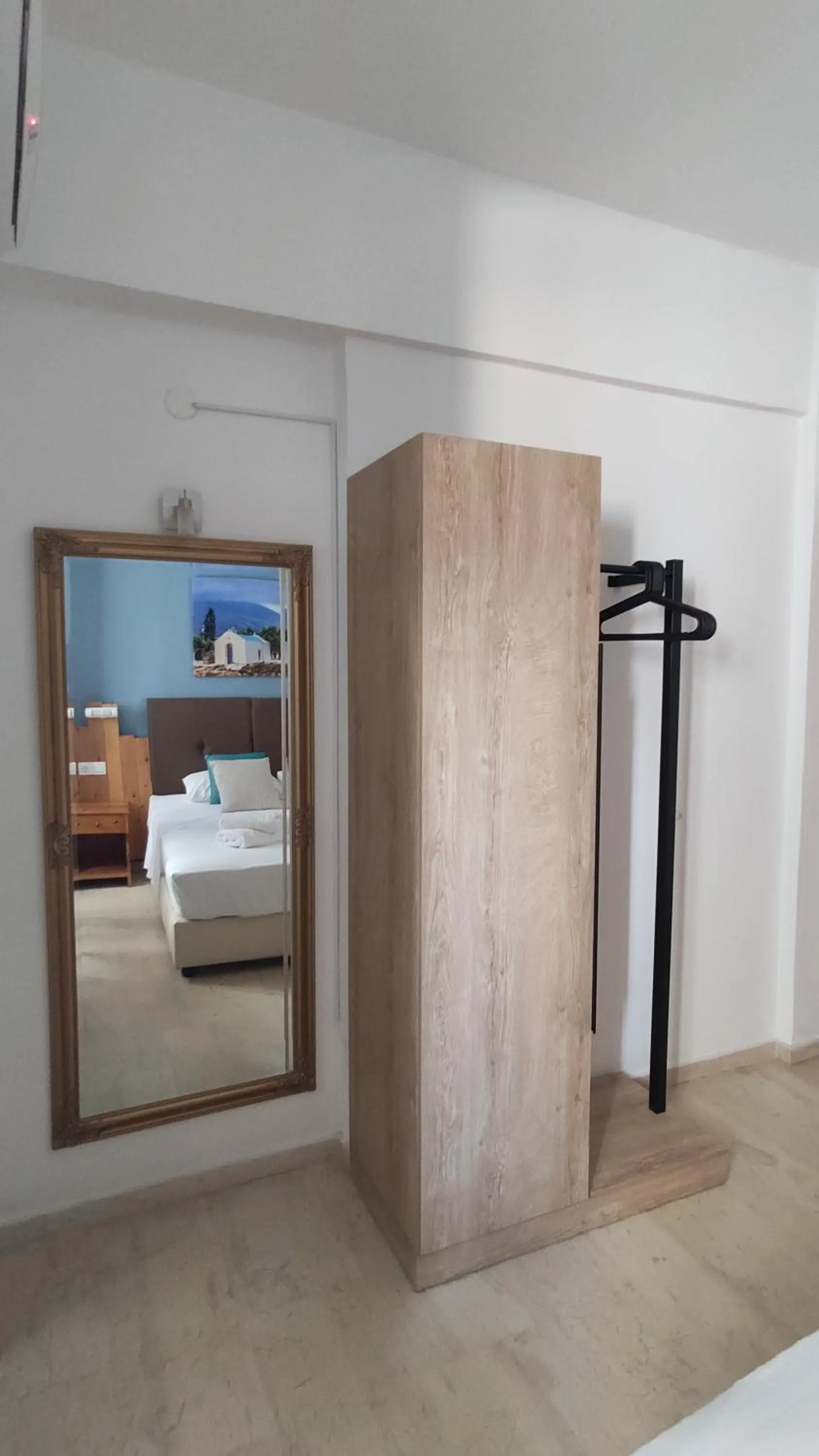 Photo of the whole room, Bed in Malia Boutique Studios