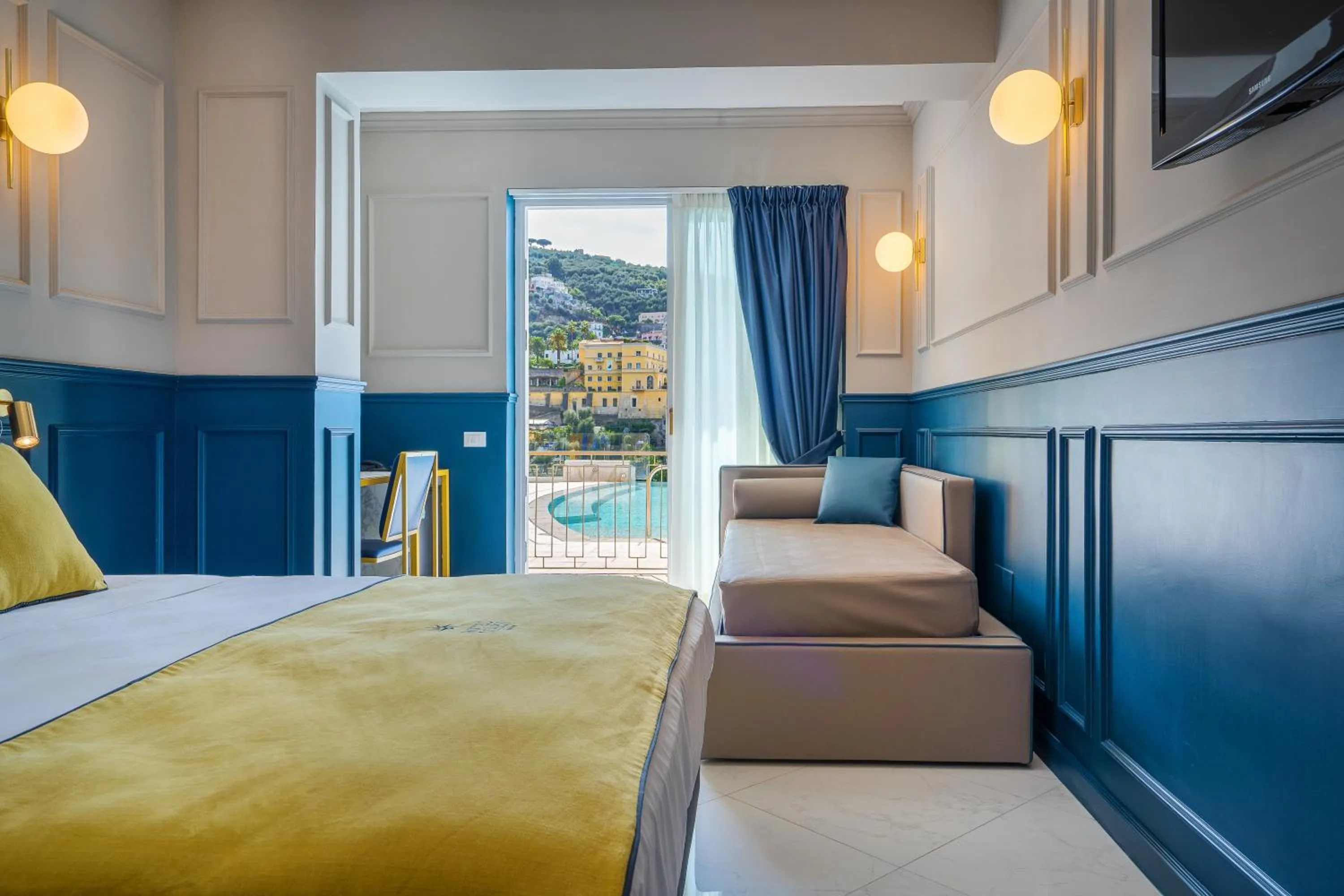 Bedroom, Bed in Hotel Mary