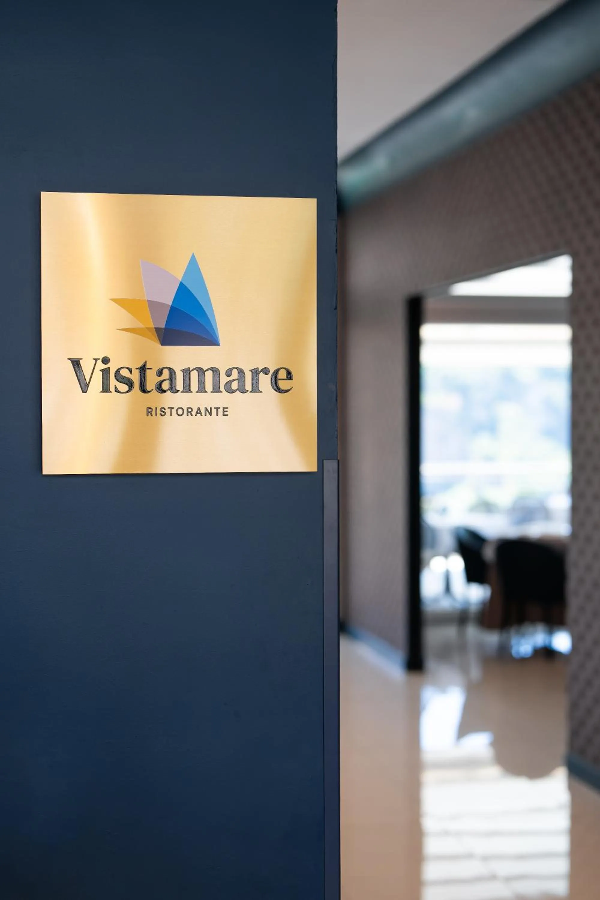 Restaurant/places to eat in Hotel Mary