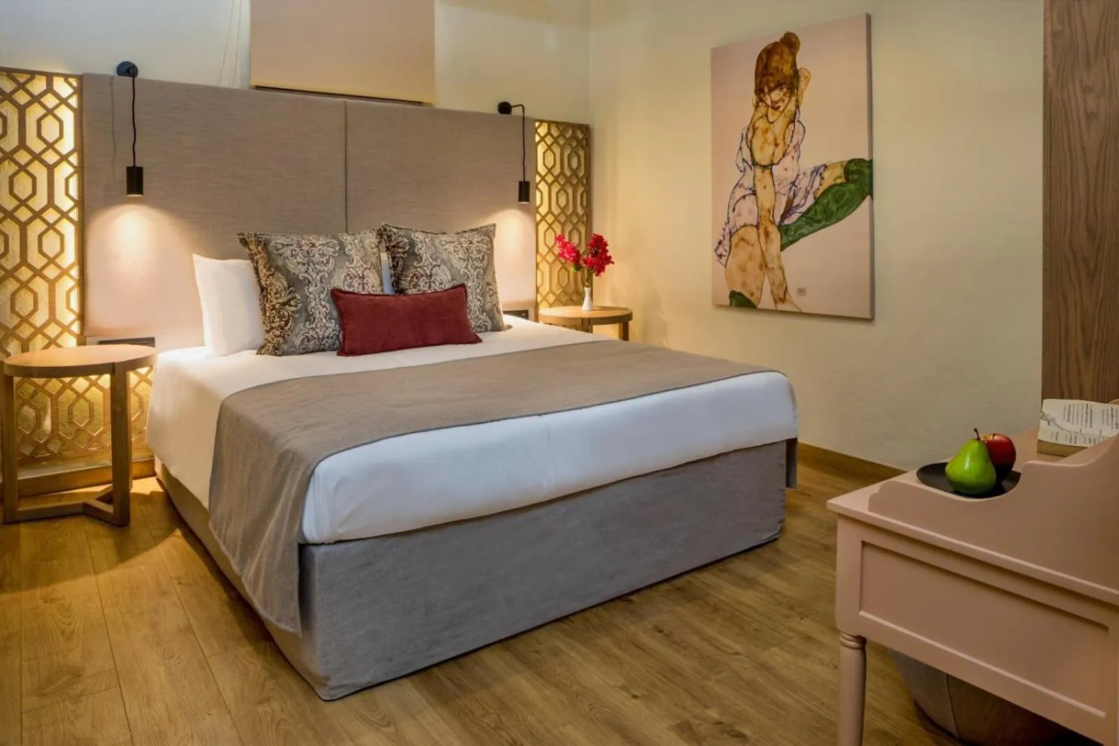 Bed in ELG Contessa Boutique Hotel