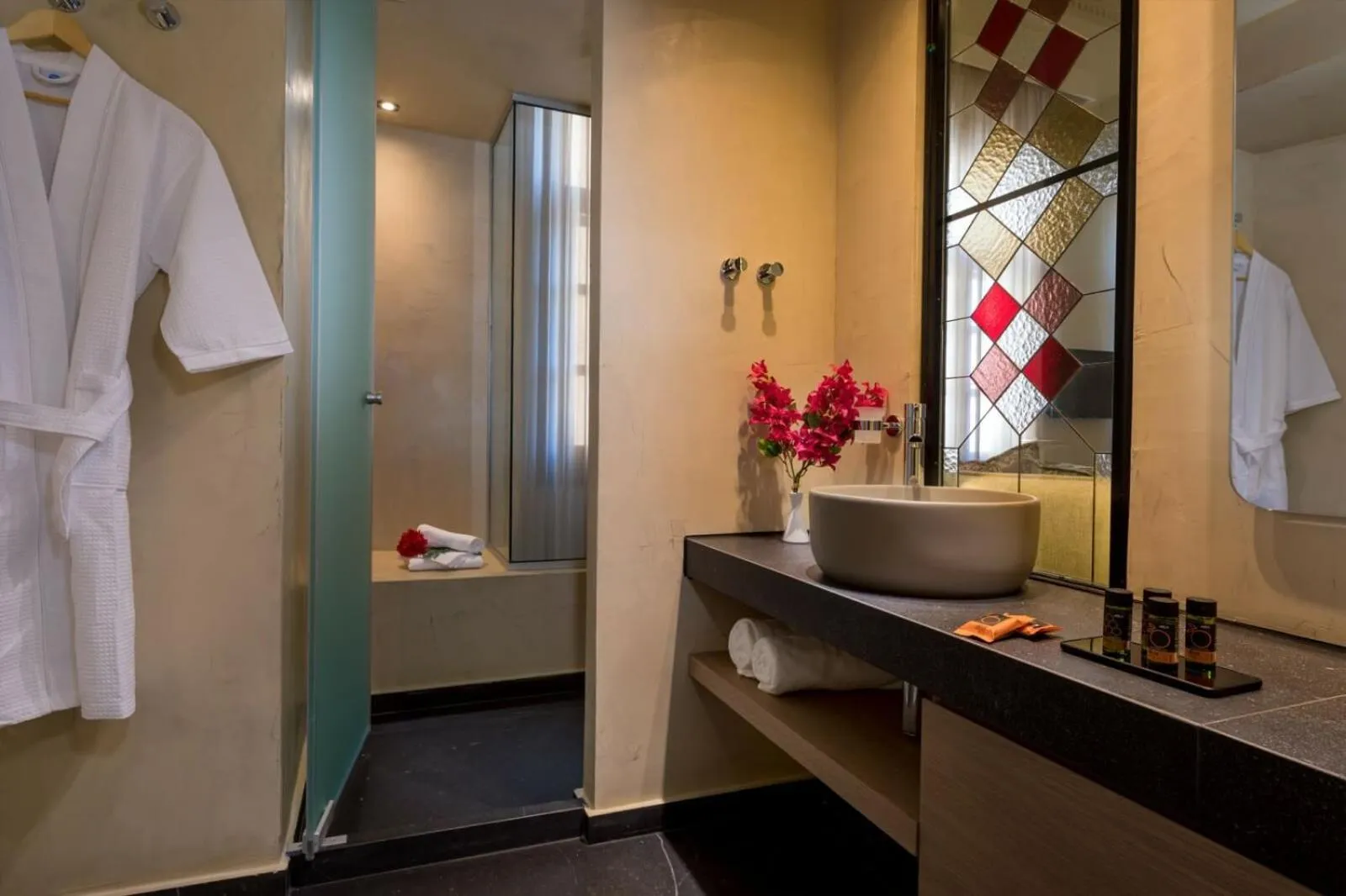 ELG Contessa Boutique Hotel