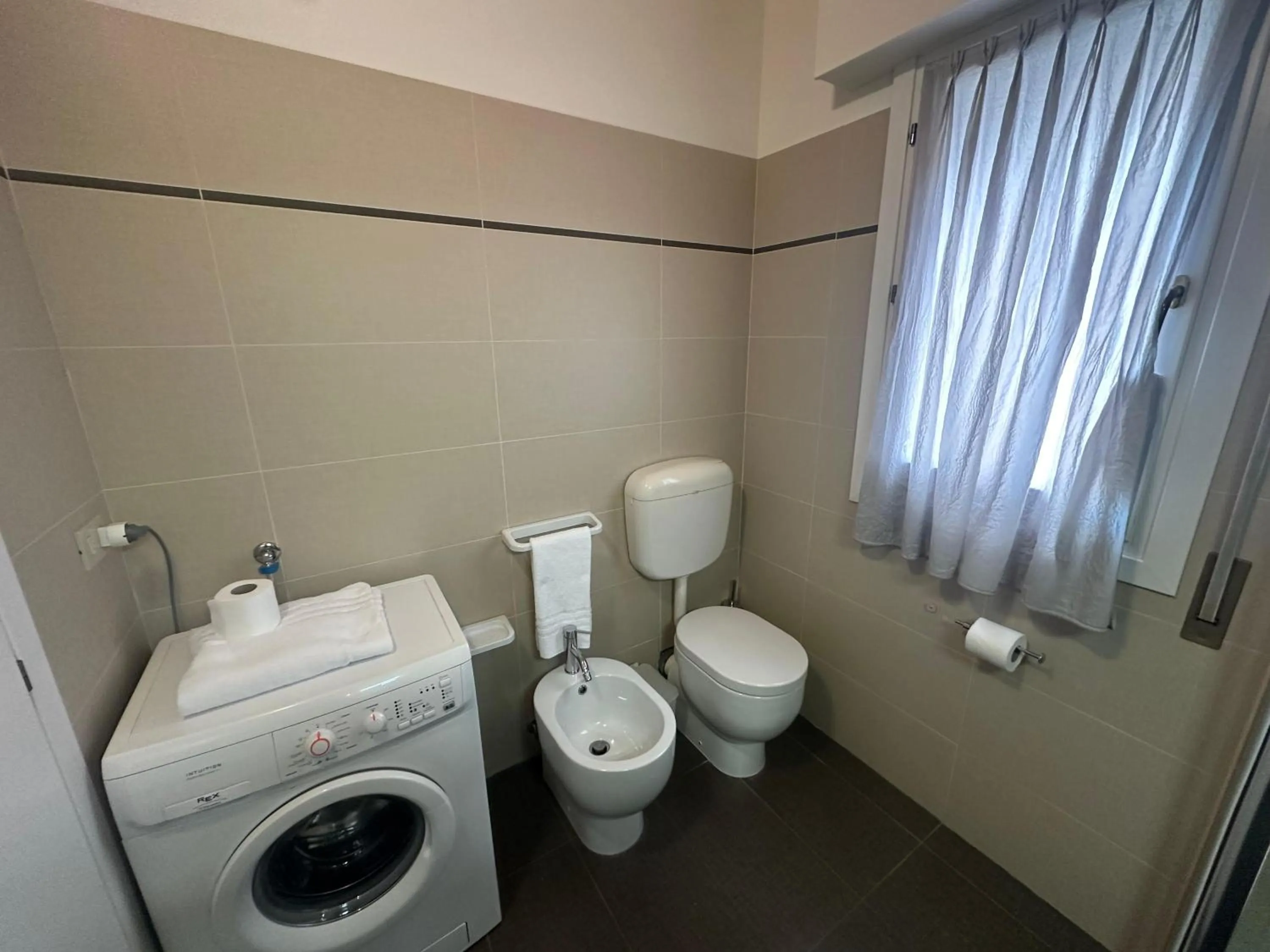 Toilet in Residence Antares - Agenzia Cocal