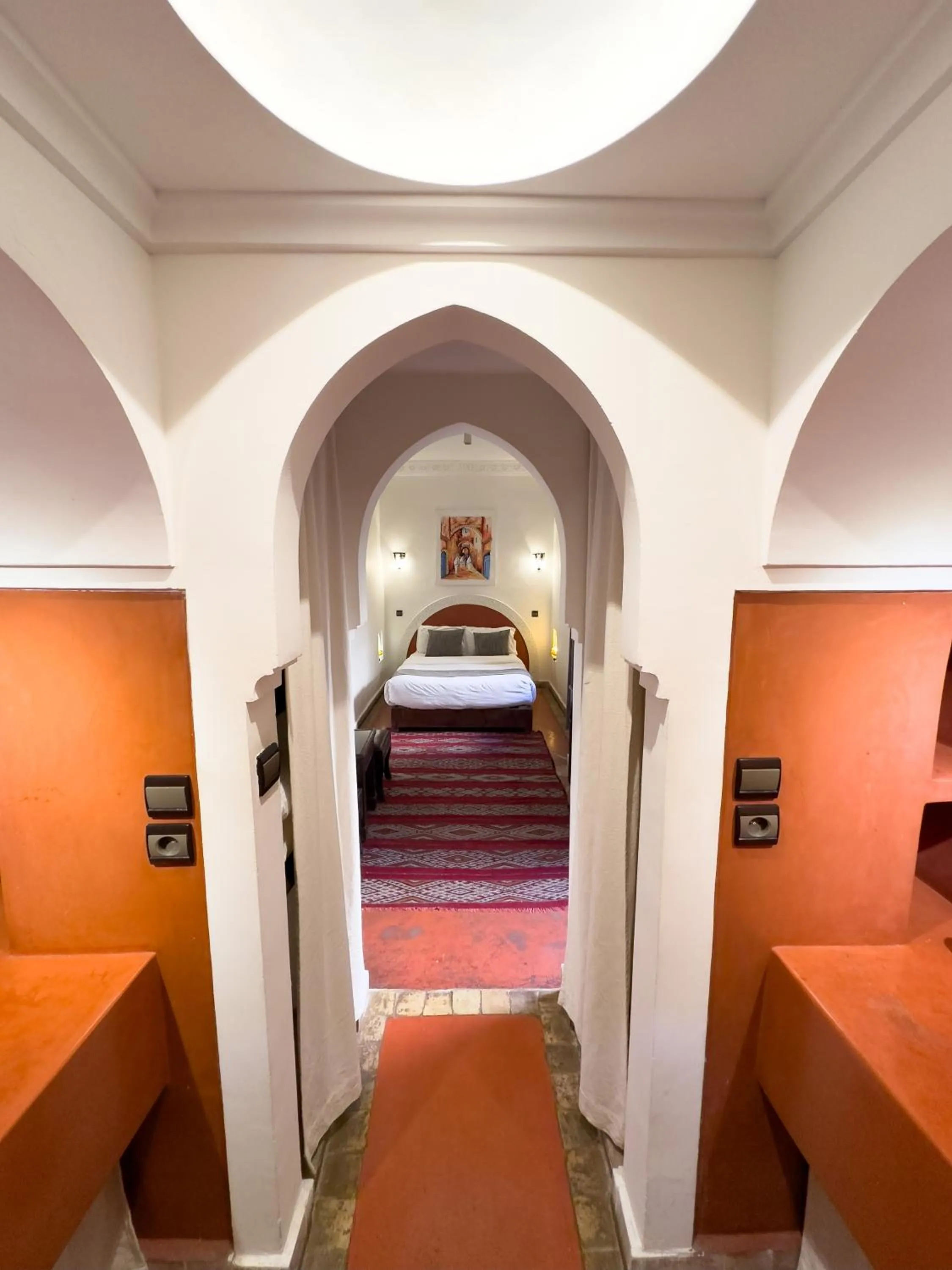Photo of the whole room, Bed in Riad Maud