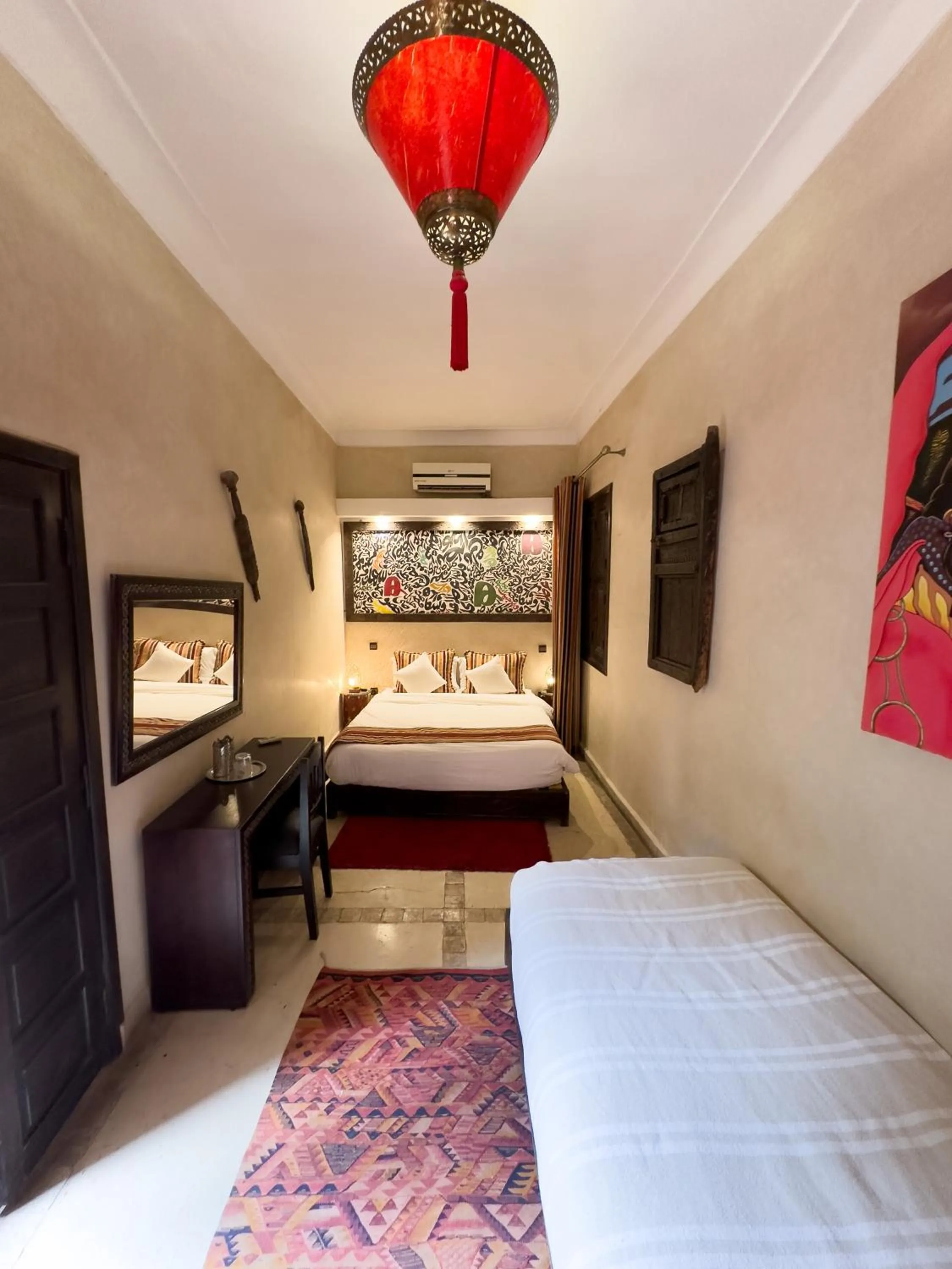Triple Room with Bath in Riad Maud