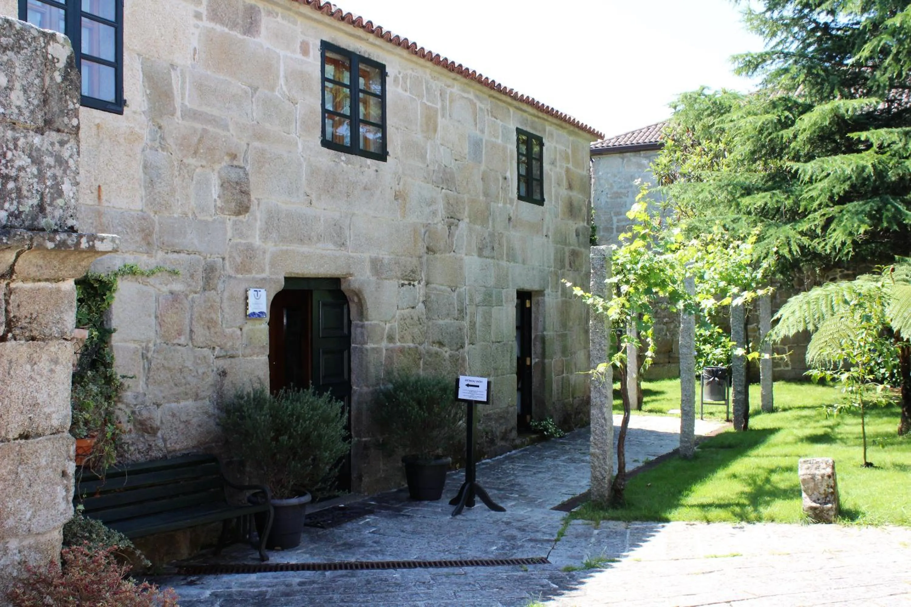 Nearby landmark in Hotel Bradomin