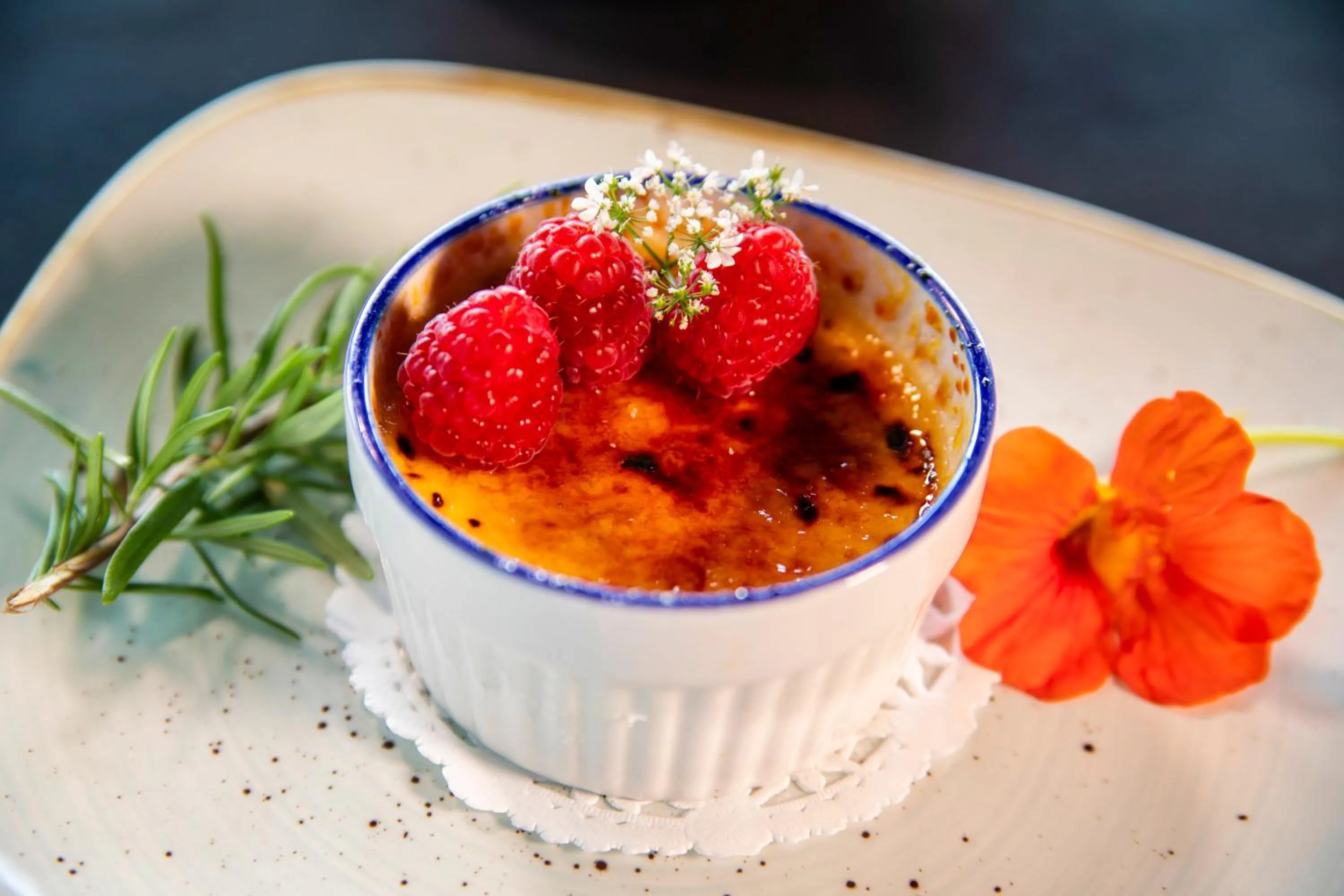 Food and drinks in Old Orchard Inn