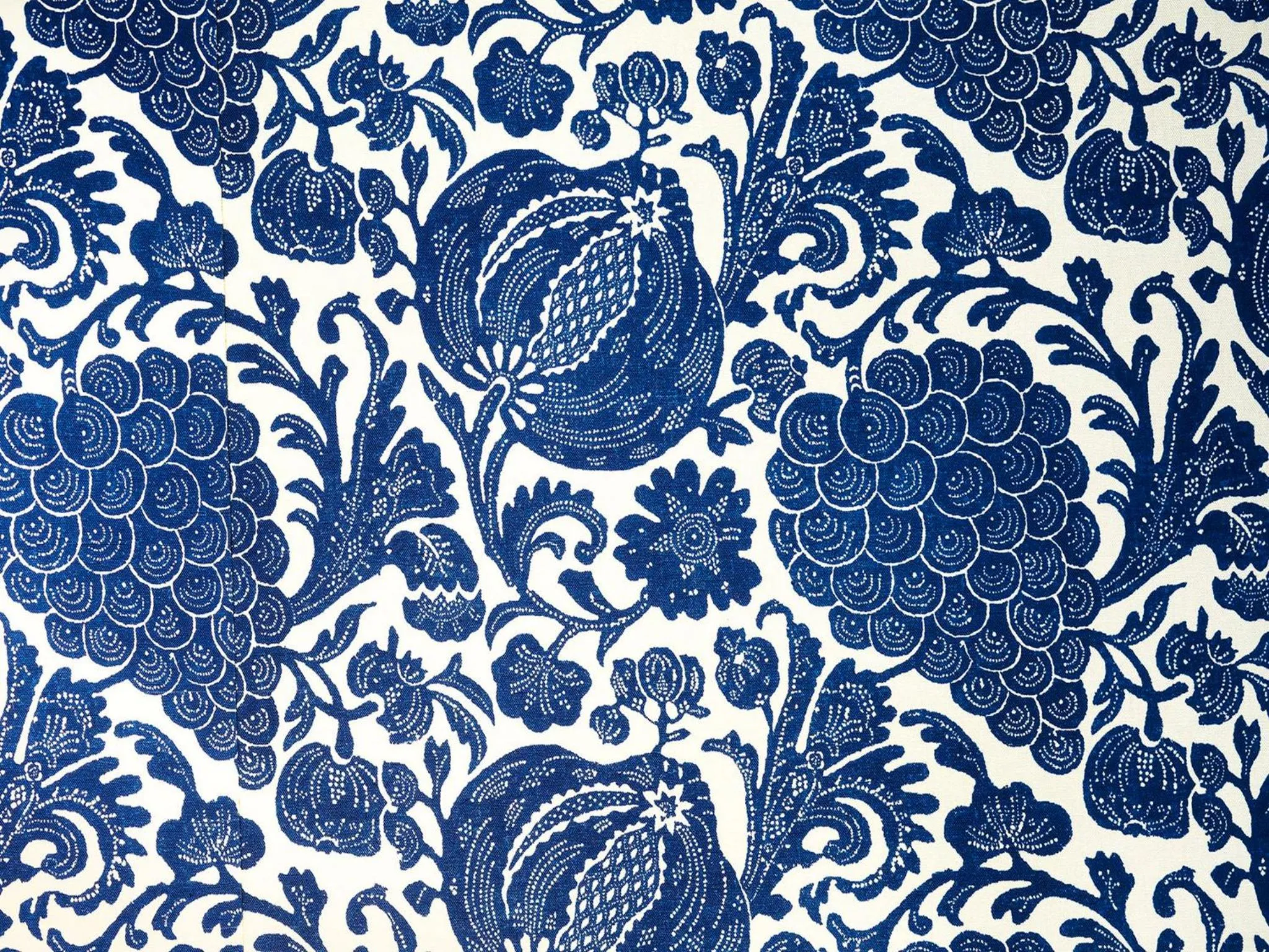 Decorative detail in Hôtel du Continent