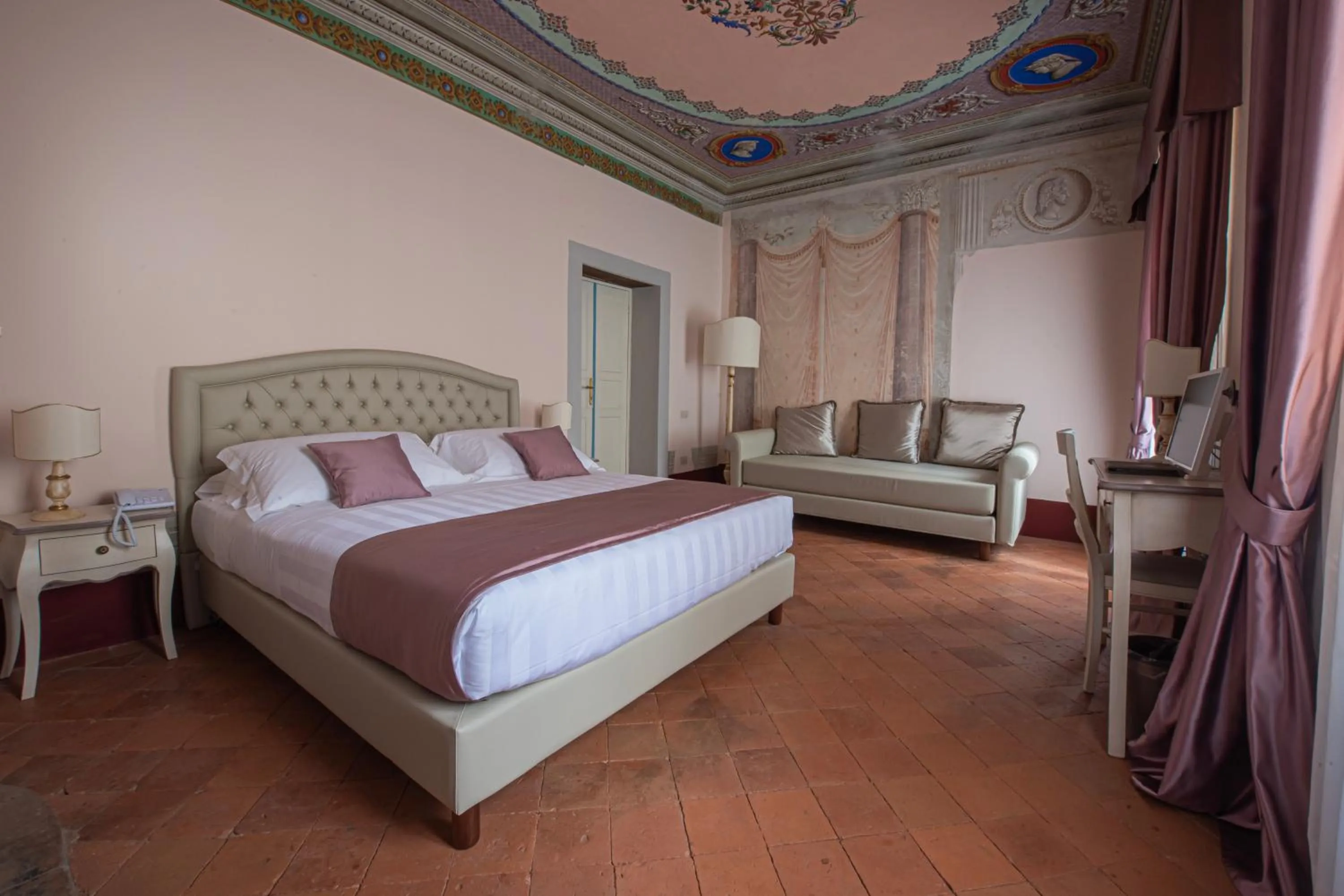 Photo of the whole room, Bed in Relais Corte Rodeschi