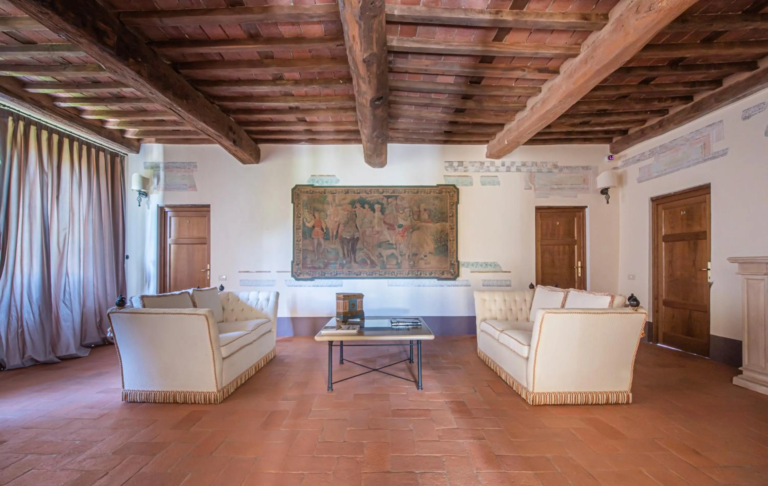 Lounge or bar in Relais Corte Rodeschi