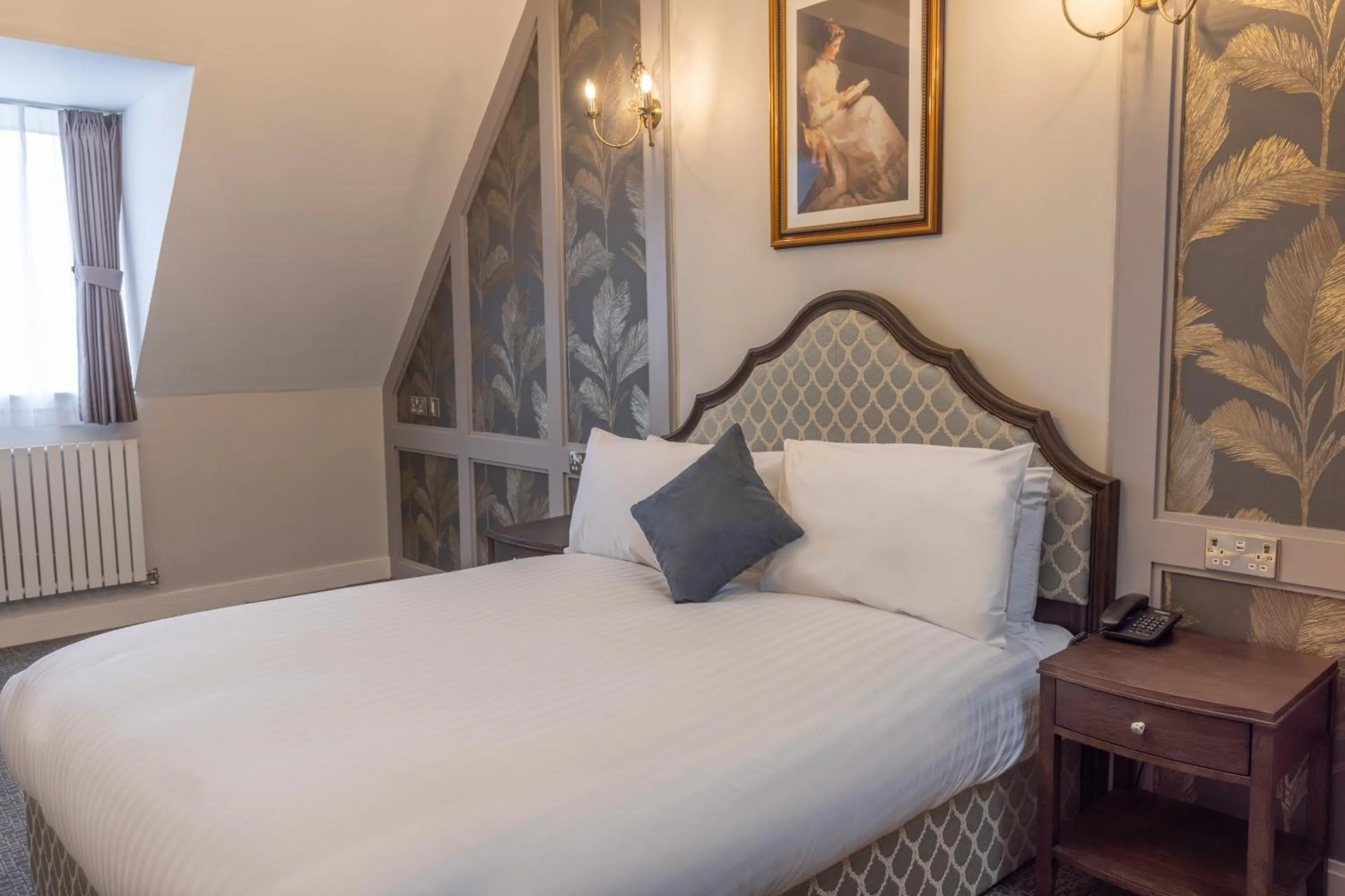 Bedroom, Bed in Castle Bromwich Hall Hotel, BW Signature Collection by Best Western