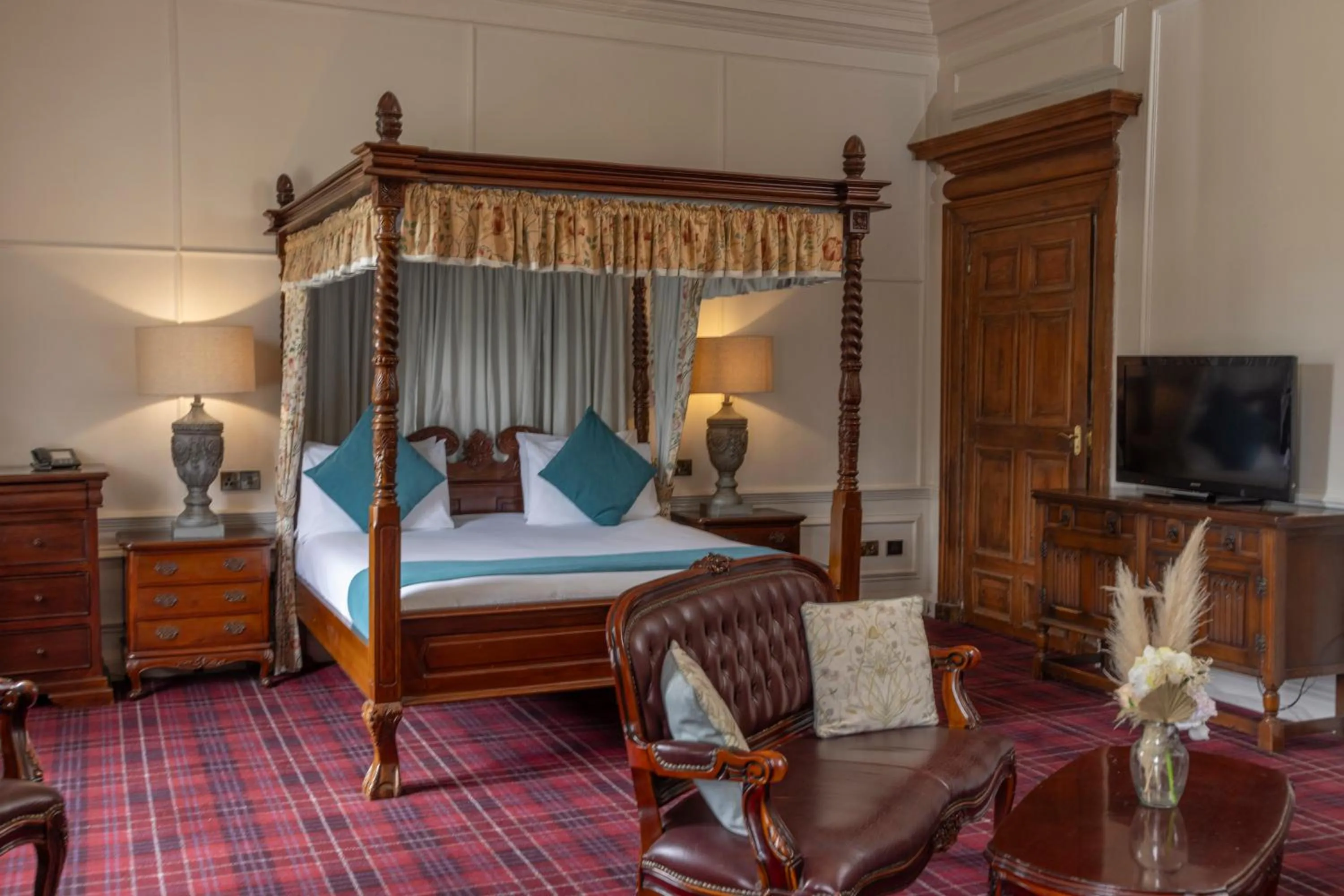 Bedroom, Bed in Castle Bromwich Hall Hotel, BW Signature Collection by Best Western