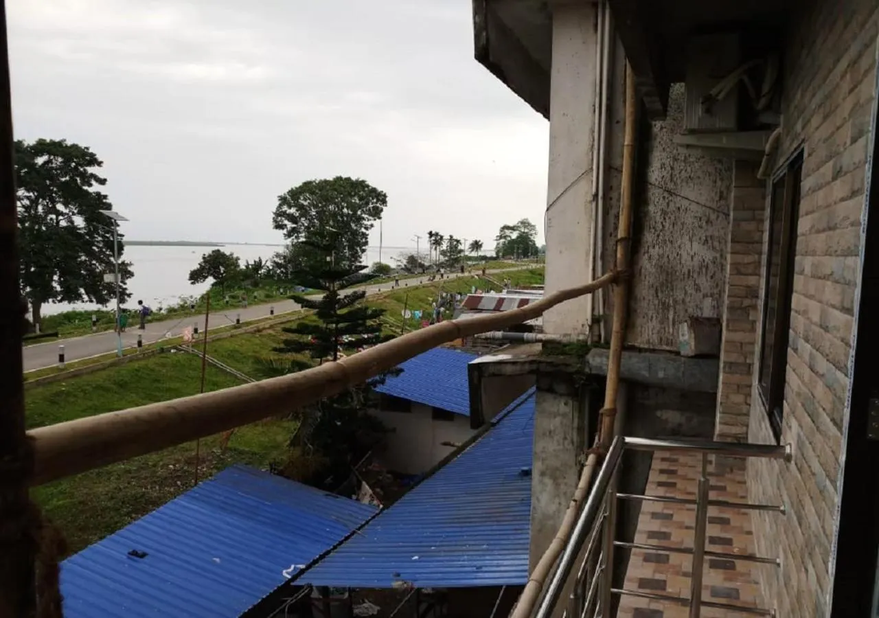 Lake view in Hotel Raj Palace