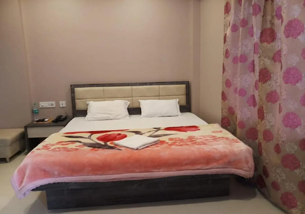 Bed in Hotel Raj Palace