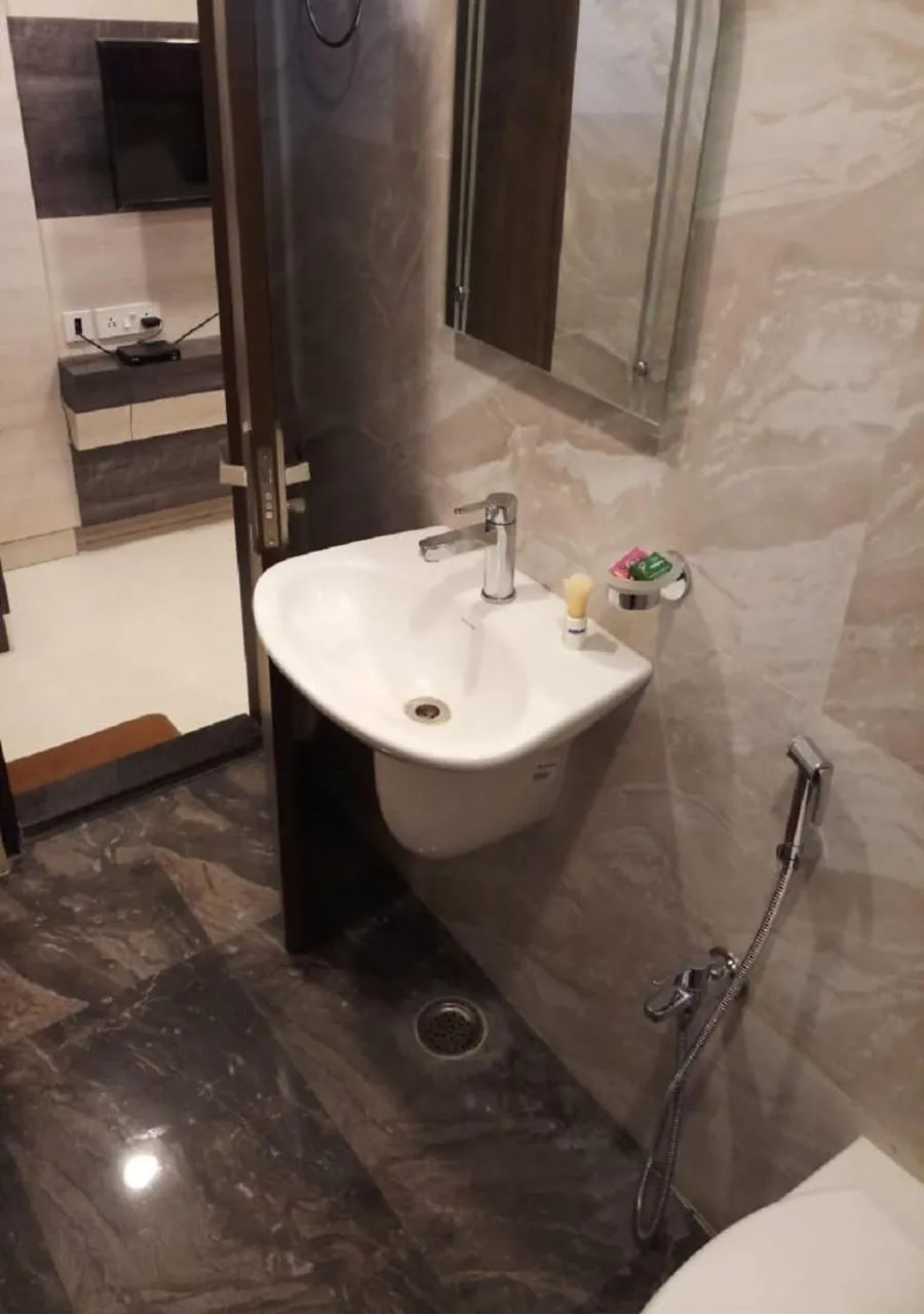 Bathroom in Hotel Raj Palace