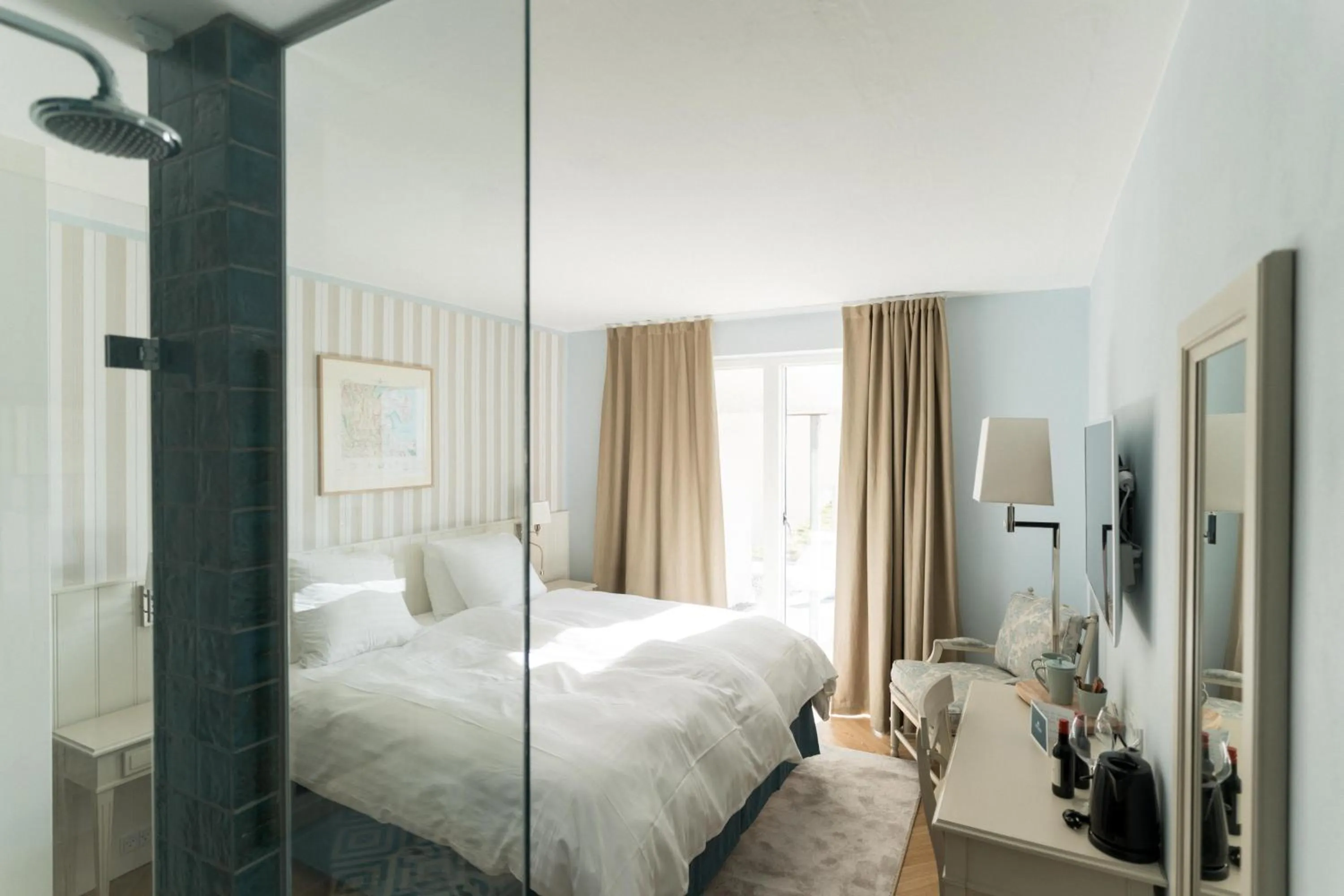 Bed in Havgrim Seaside Hotel 1948