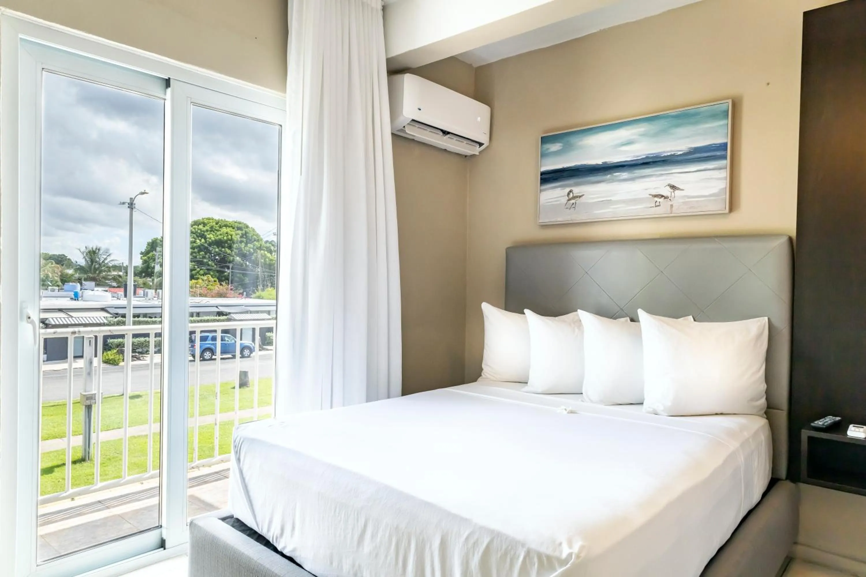 Bed in Villa Verde Inn