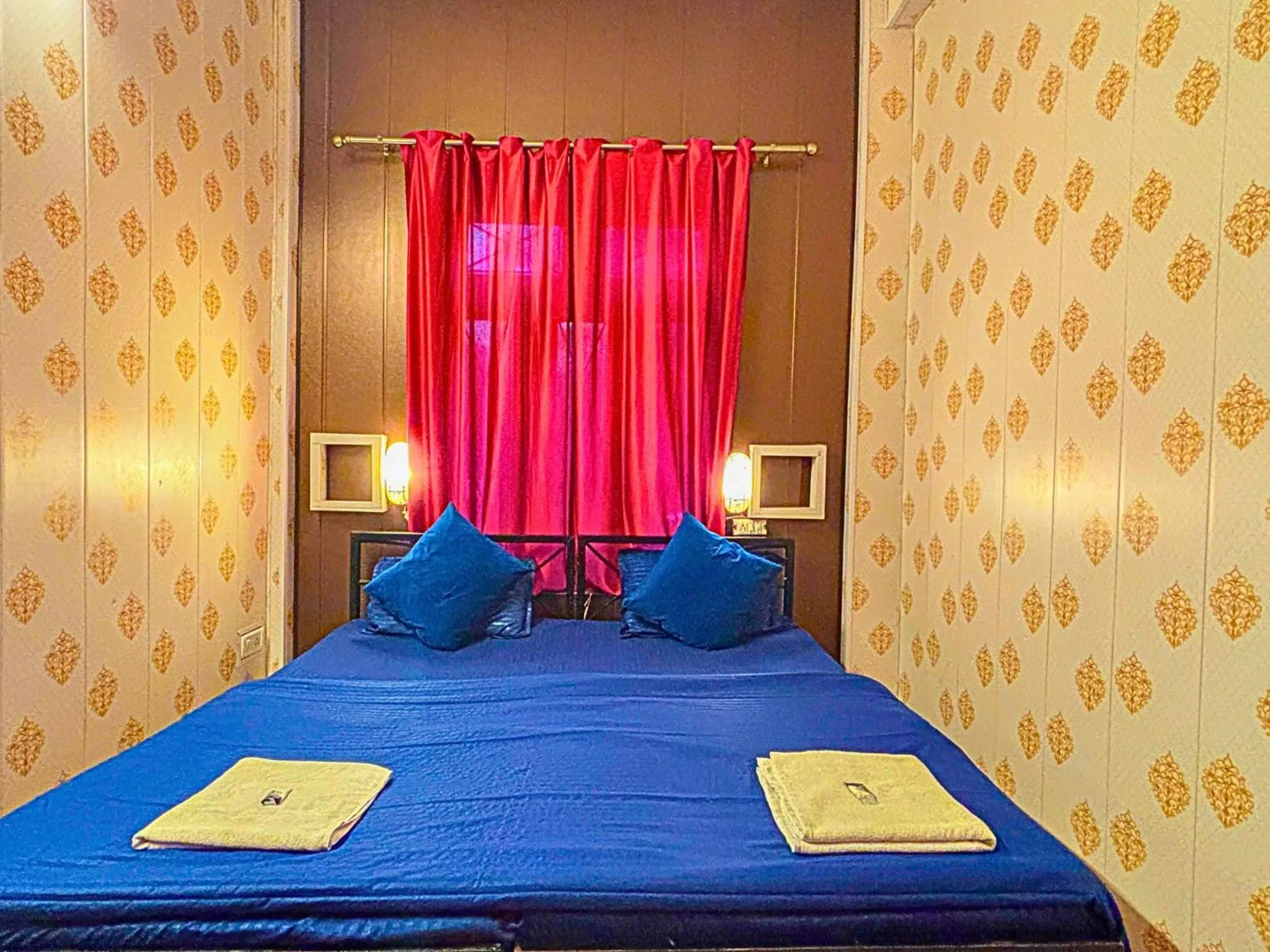 Bed in Skyard Hostel Rishikesh Laxman Jhula