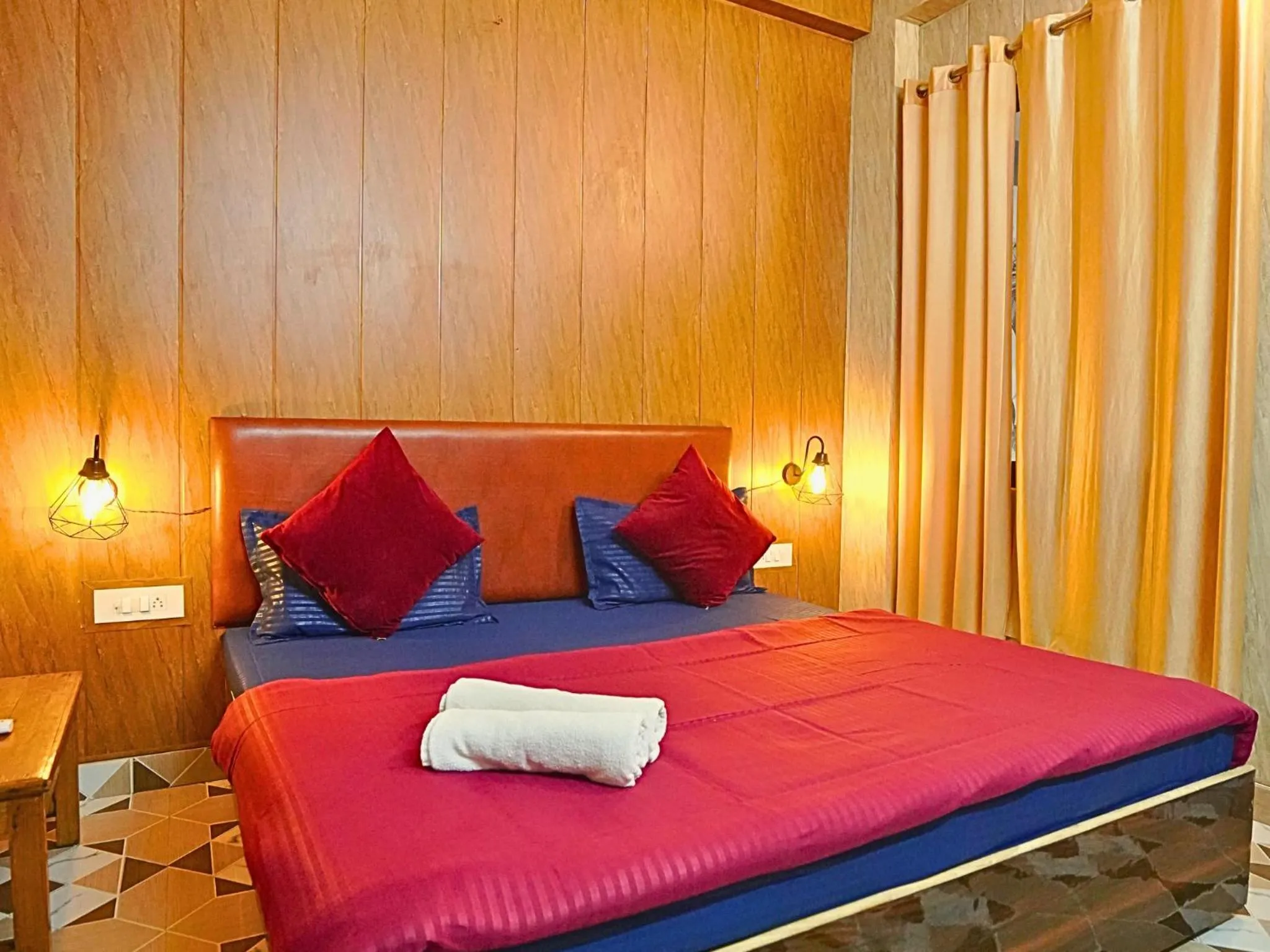 Bed in Skyard Hostel Rishikesh Laxman Jhula