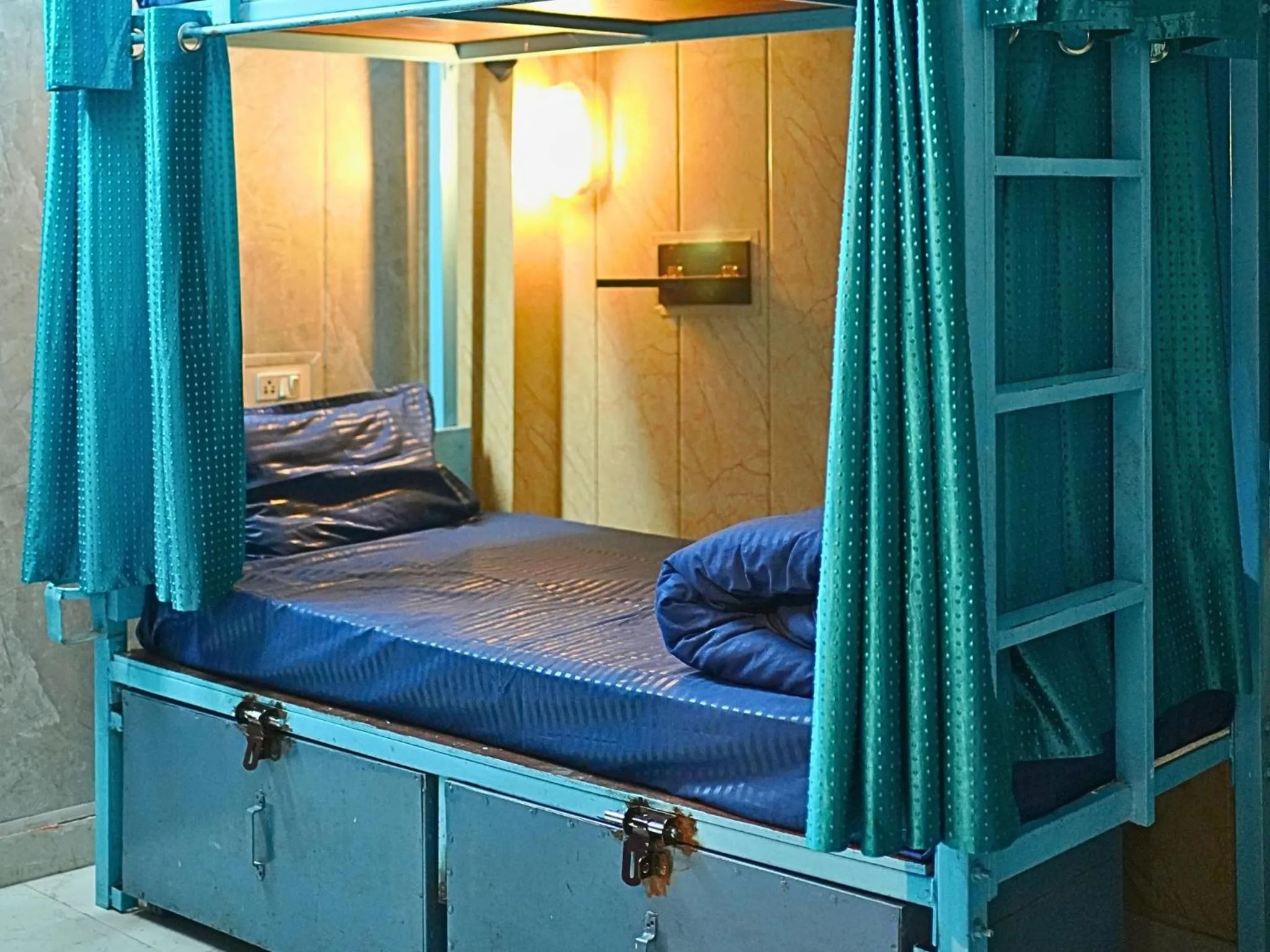 Bed in Skyard Hostel Rishikesh Laxman Jhula