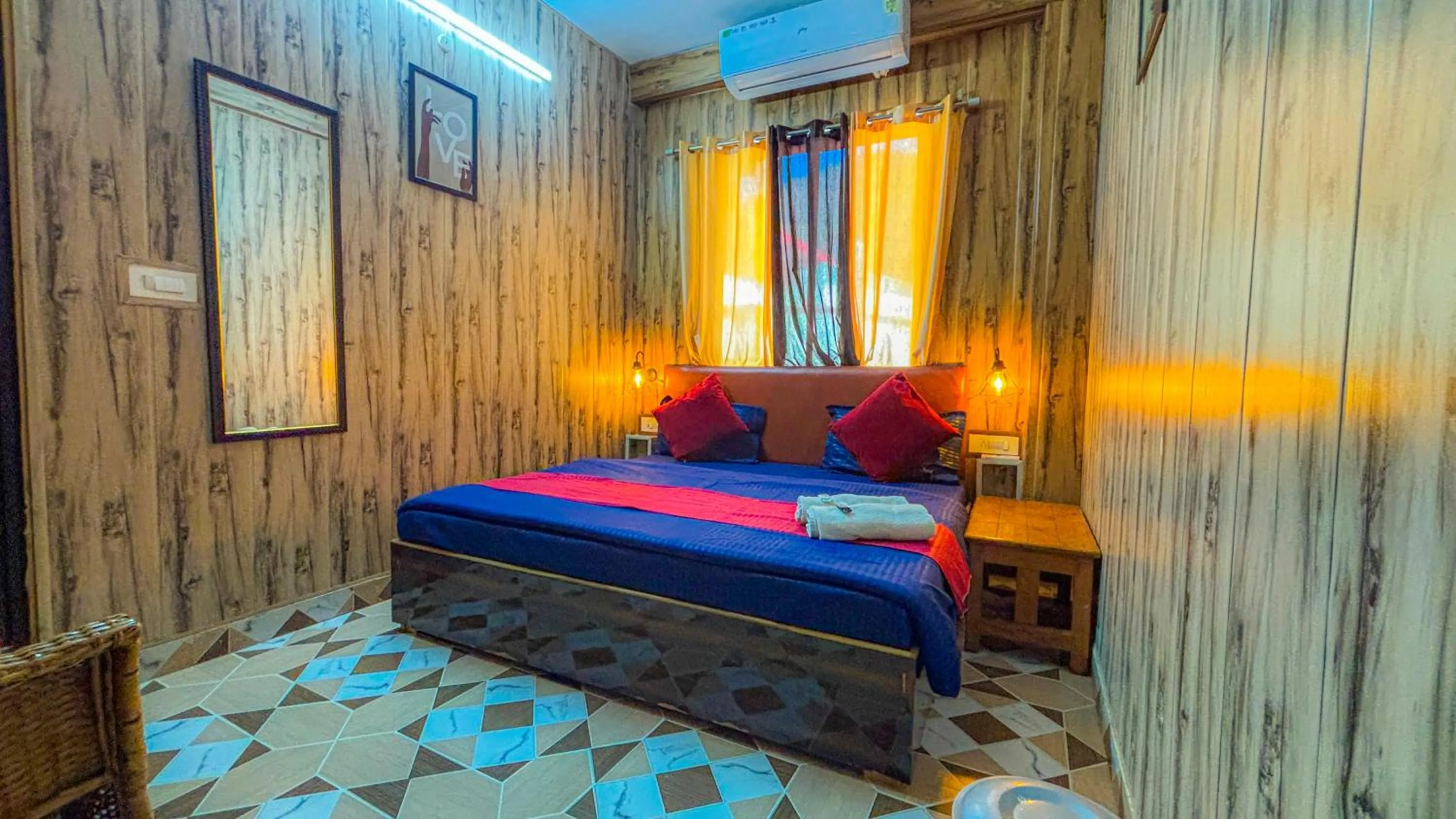 Bed in Skyard Hostel Rishikesh Laxman Jhula