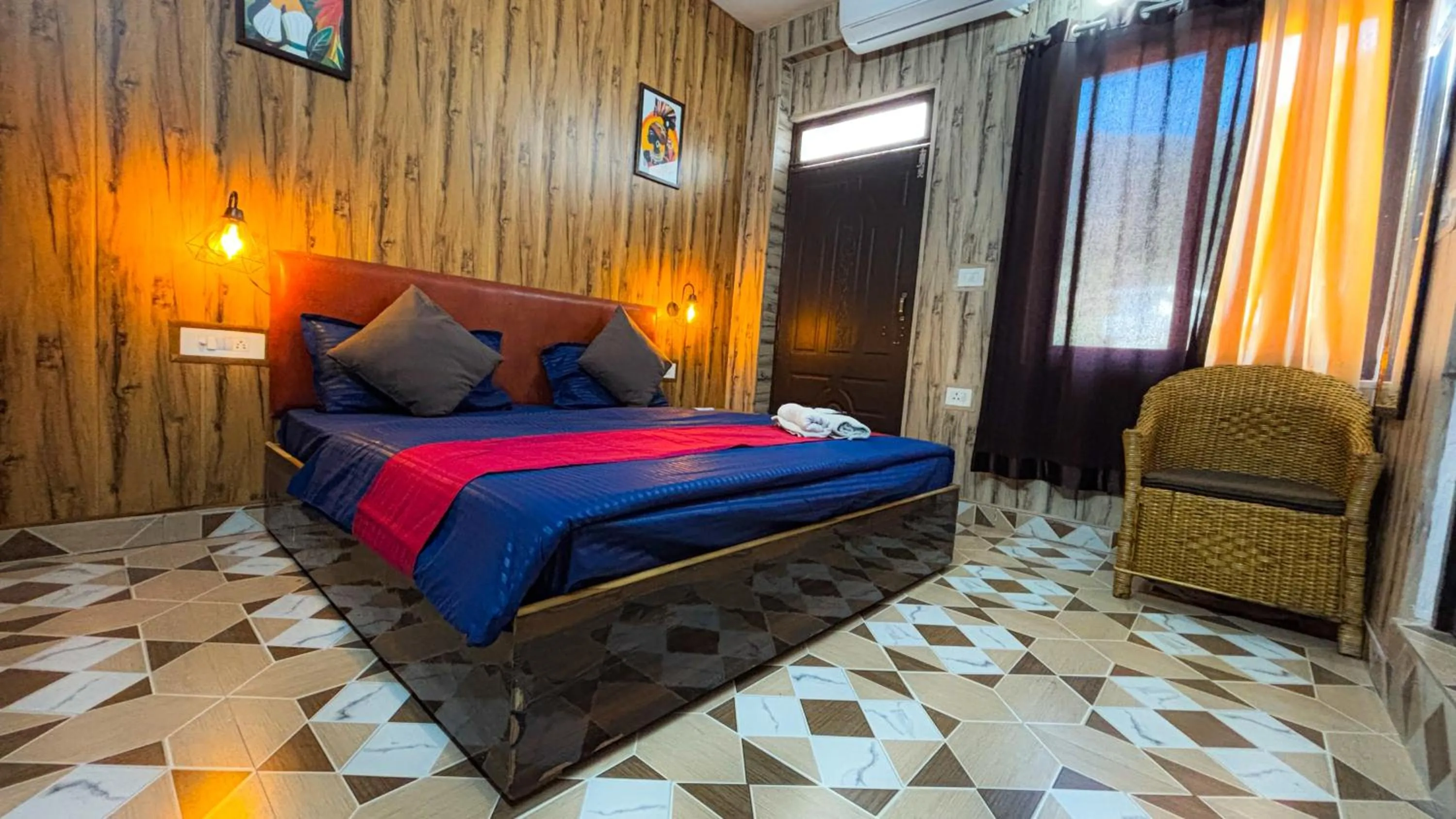 Bed in Skyard Hostel Rishikesh Laxman Jhula