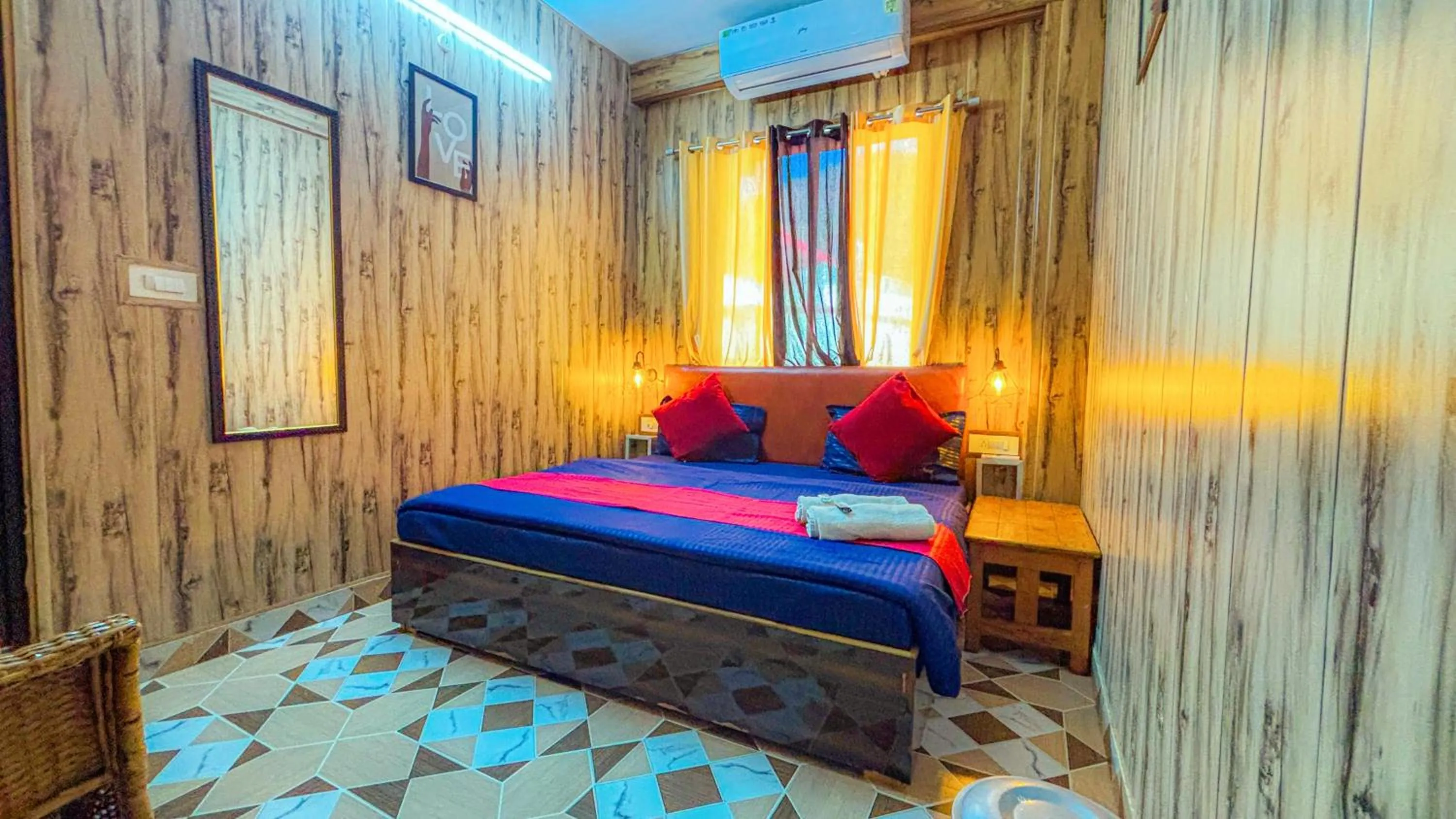 Bed in Skyard Hostel Rishikesh Laxman Jhula