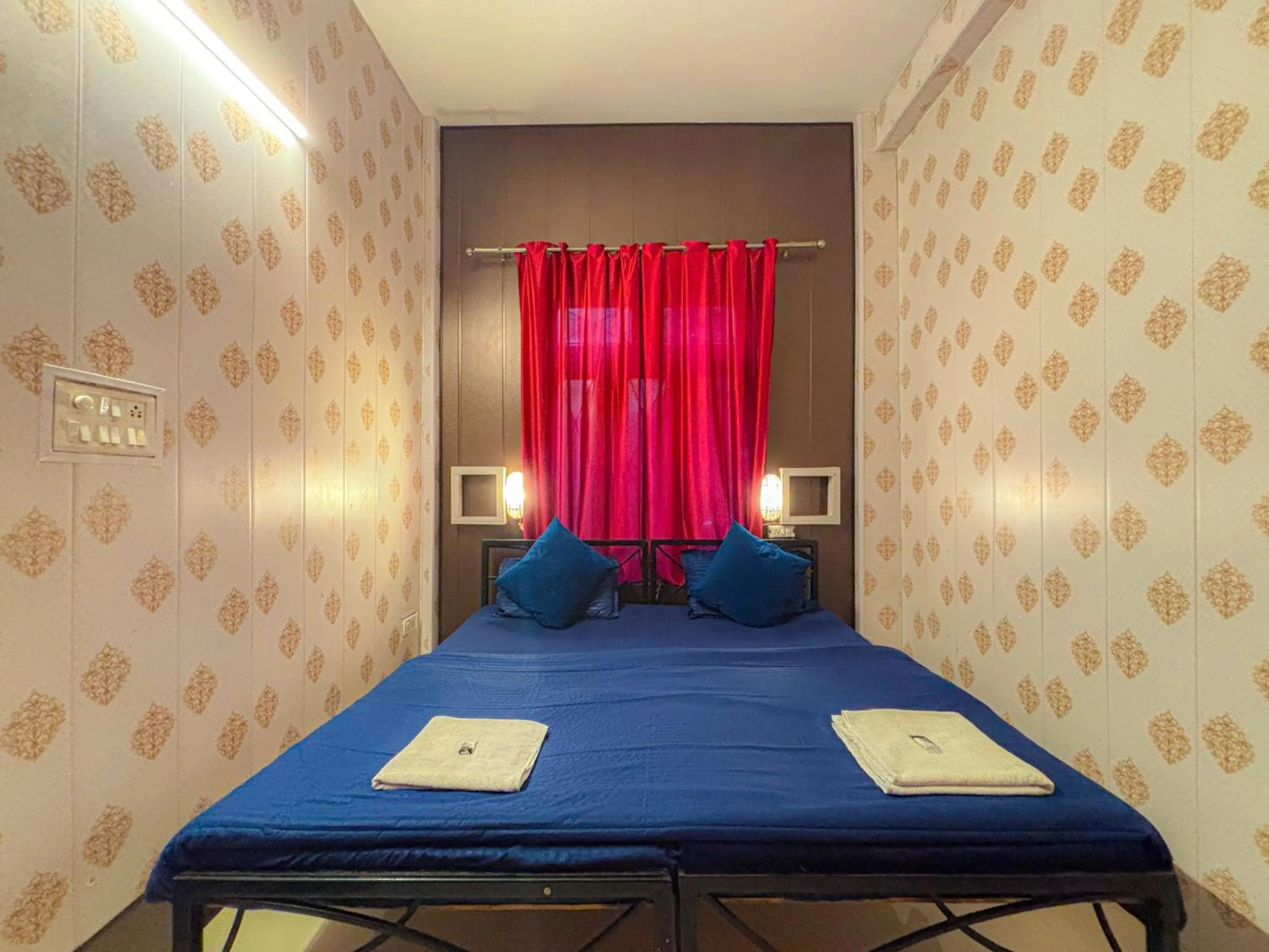 Bed in Skyard Hostel Rishikesh Laxman Jhula