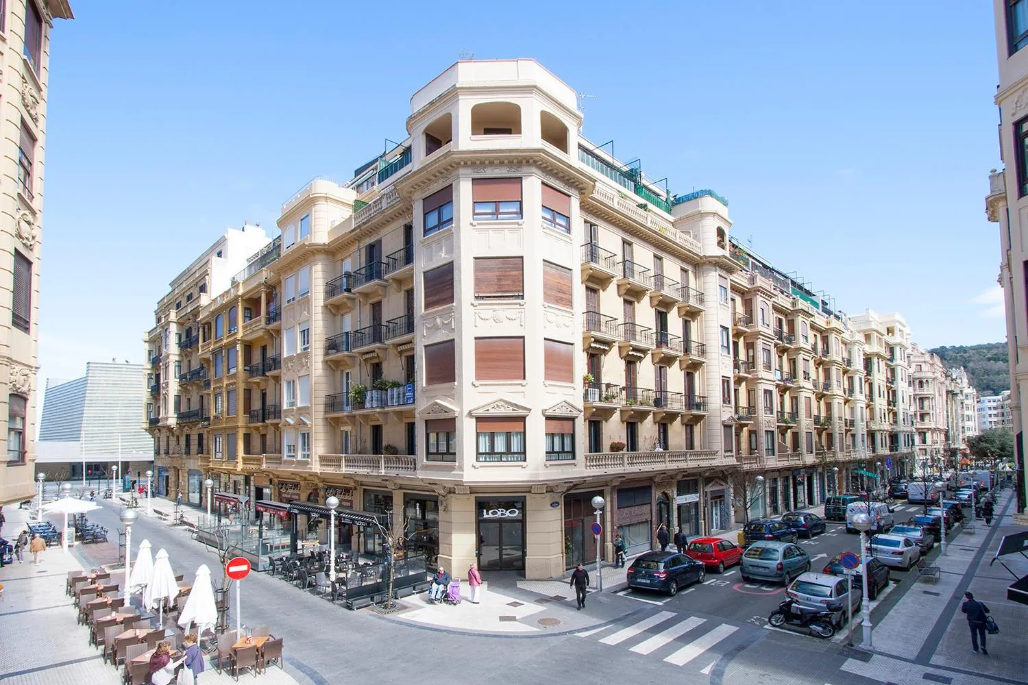Facade/entrance in Gerezi - Basque Stay