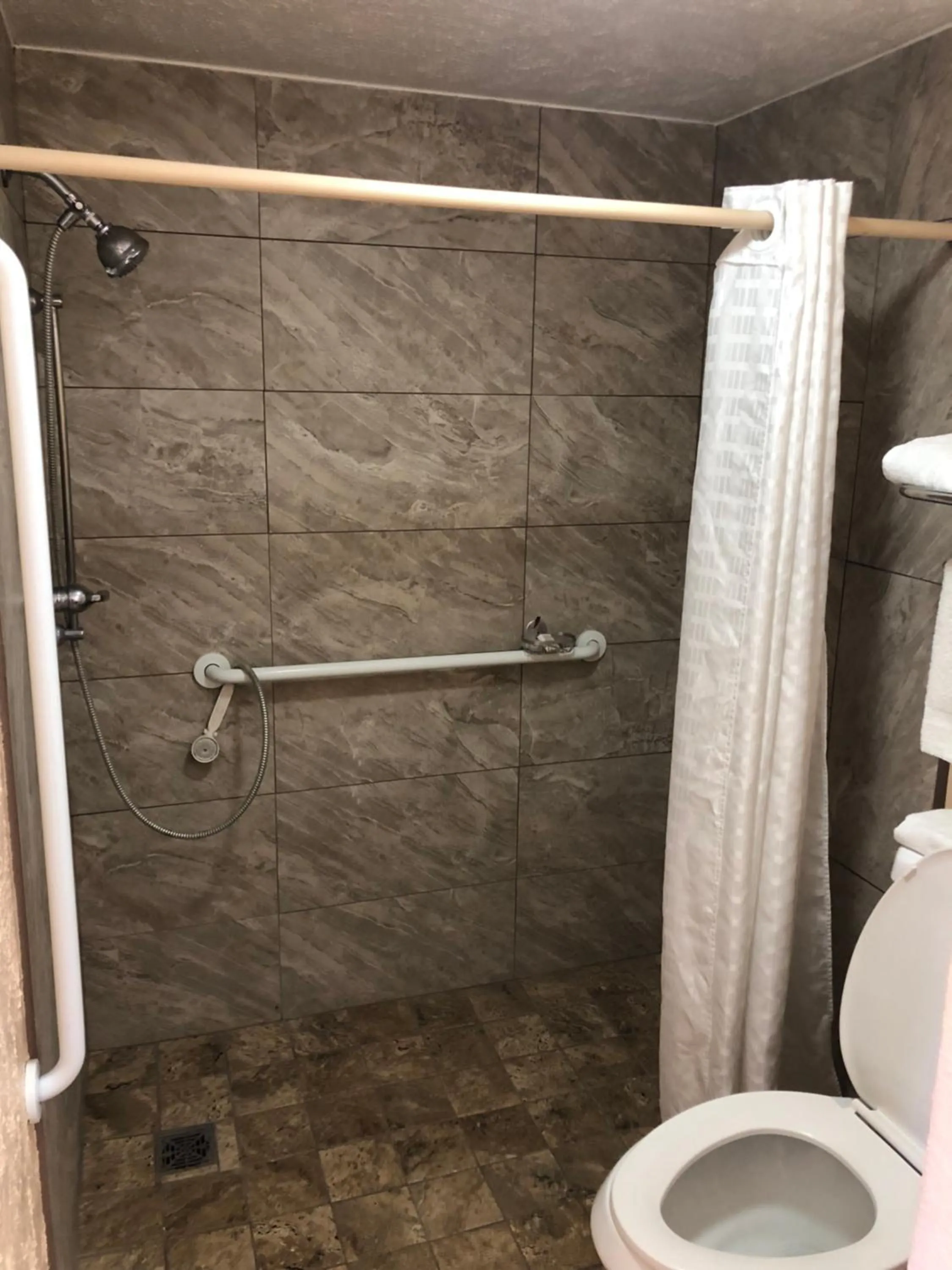 Nendels Inn & Suites Dodge City Airport