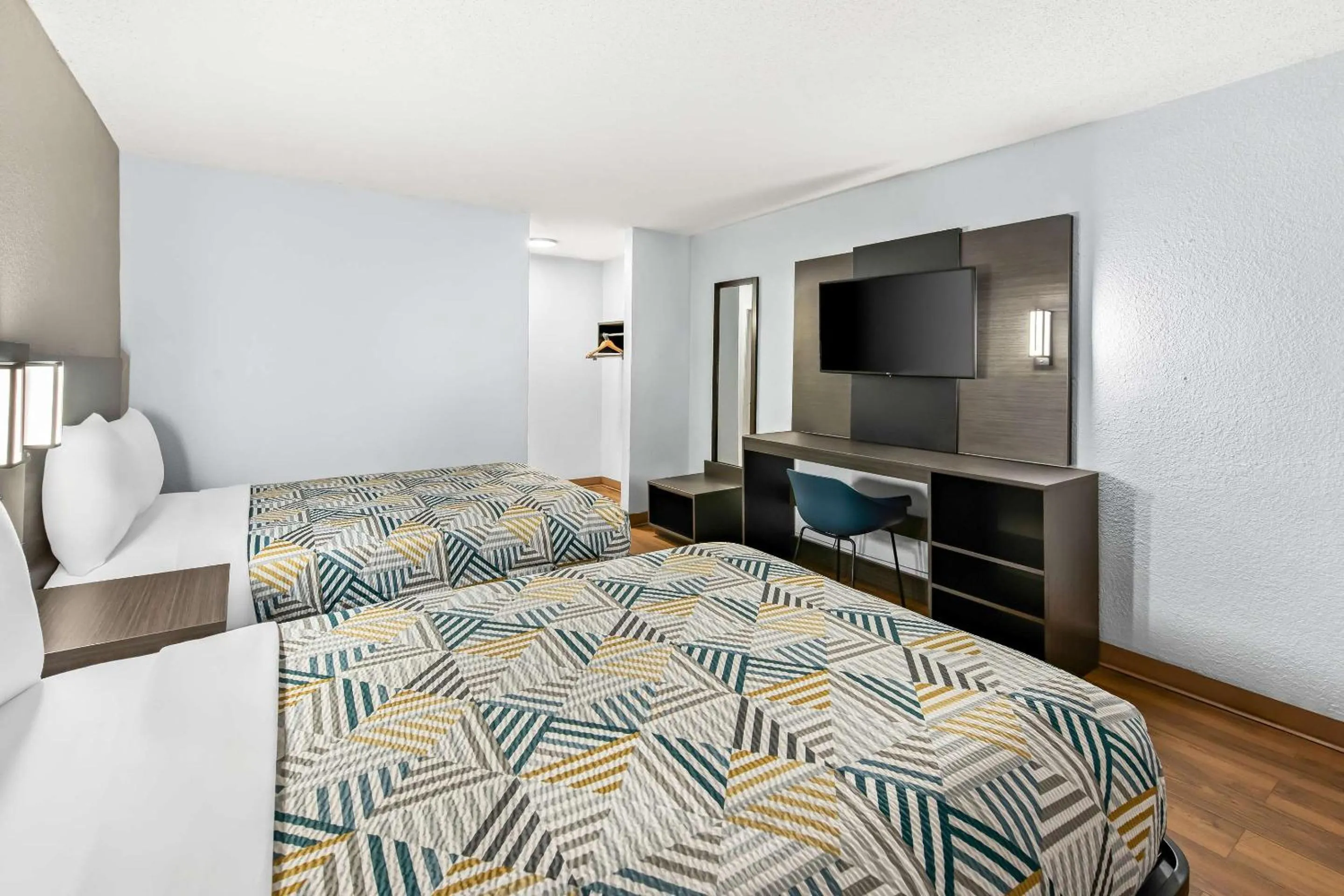 Bedroom, Bed in Motel 6 Lester - Philadelphia Airport